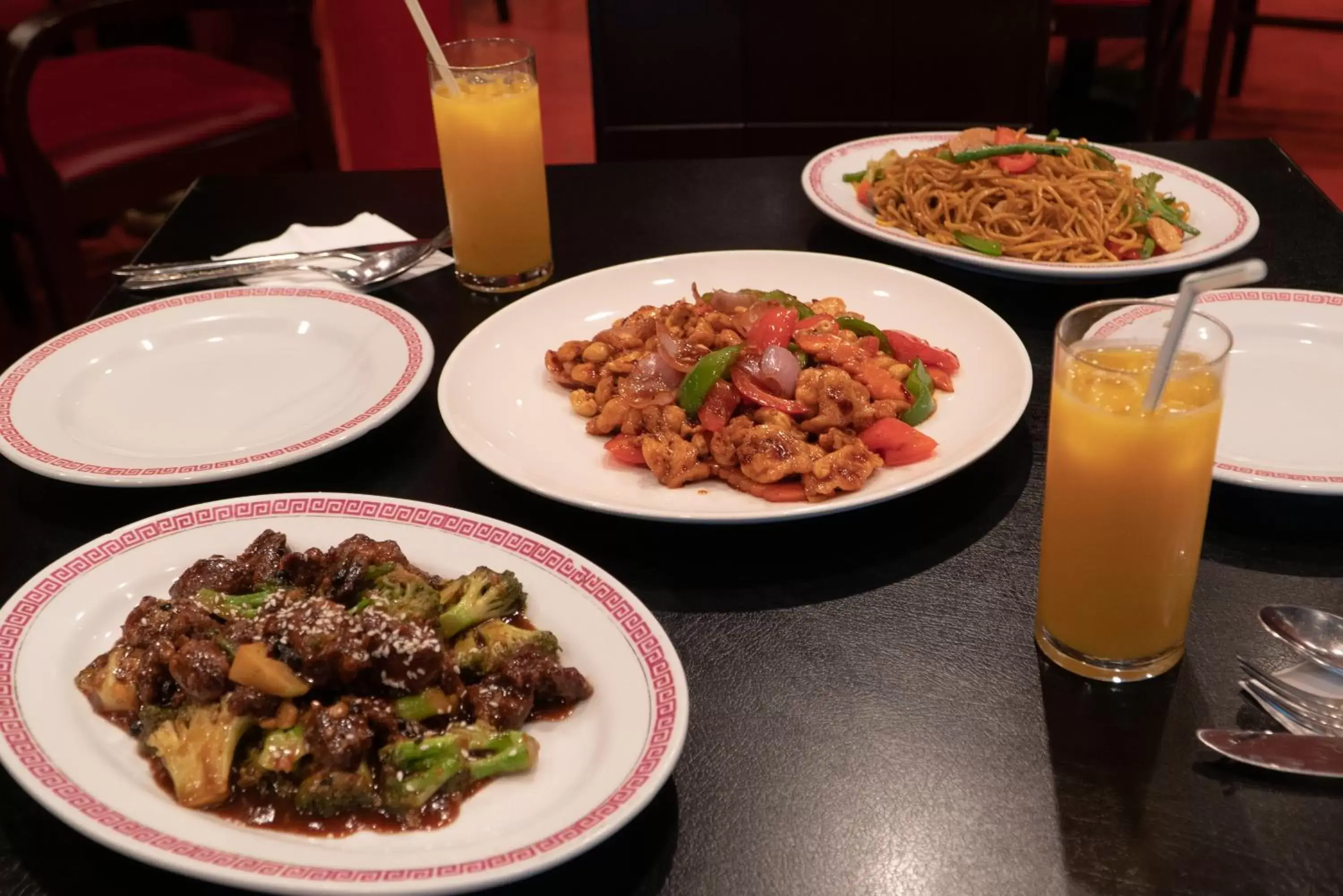 Food and drinks in Al Ain Palace Hotel Abu Dhabi Food and drinks in Al Ain Palace Hotel Abu Dhabi