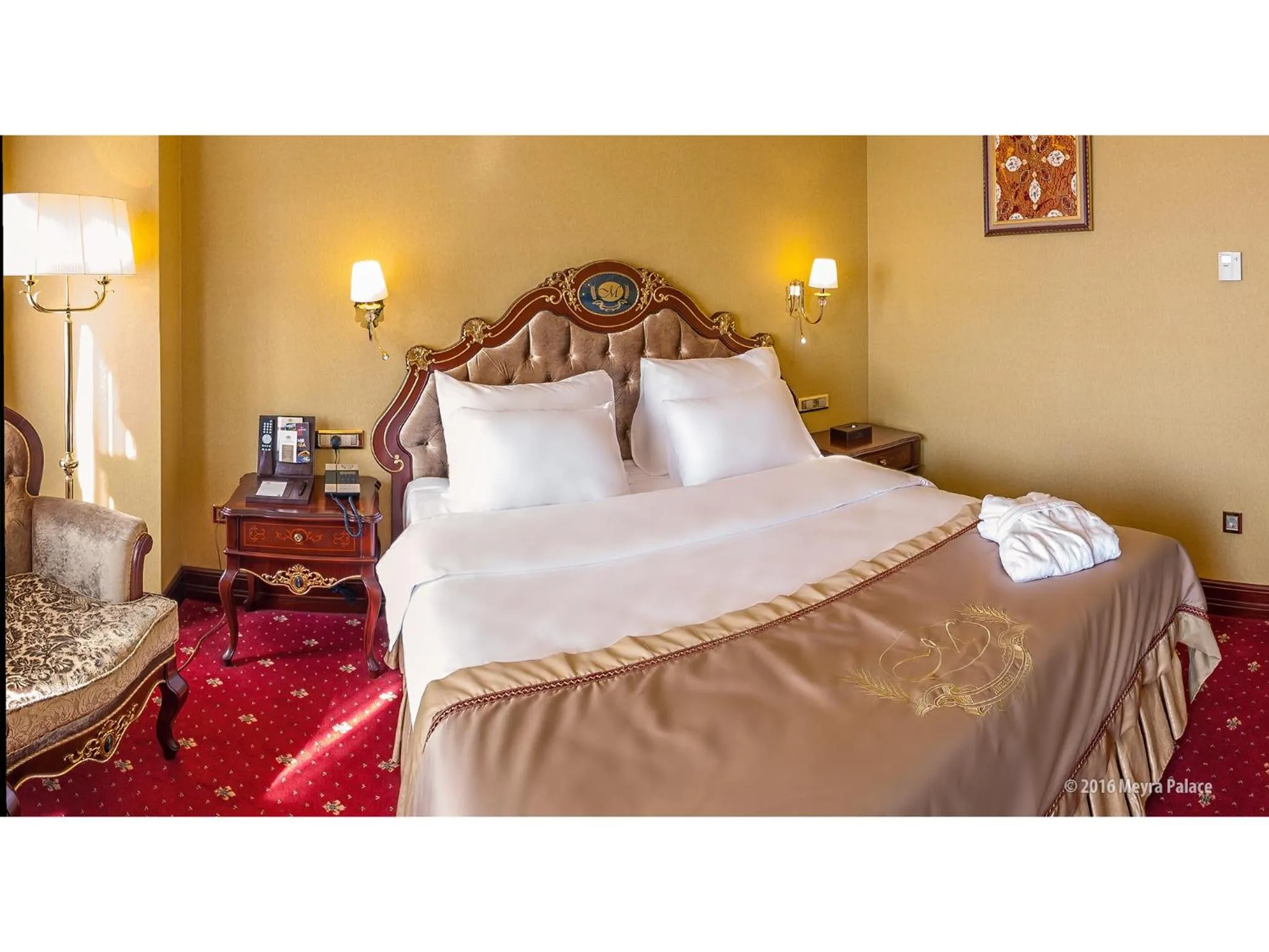 Bedroom, Bed in Meyra Palace