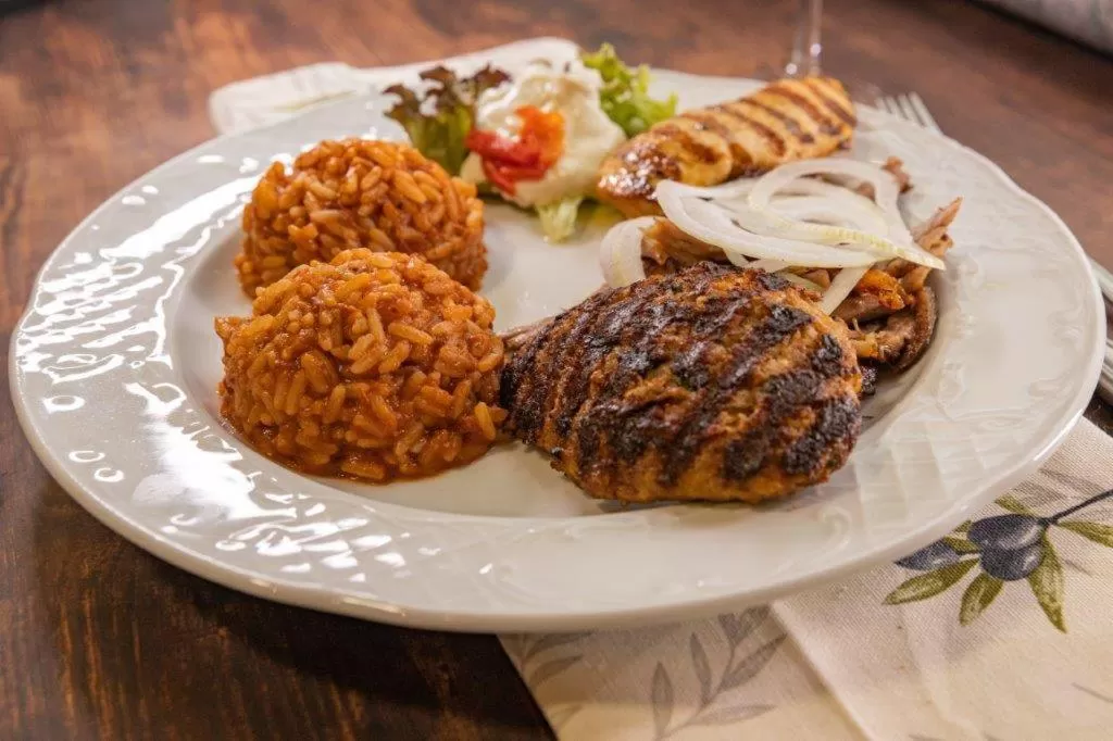 Restaurant/places to eat in Hotel Neckarblick