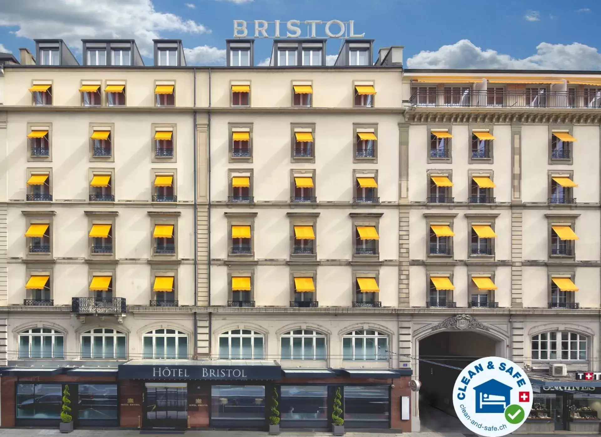 Property Building in Hotel Bristol