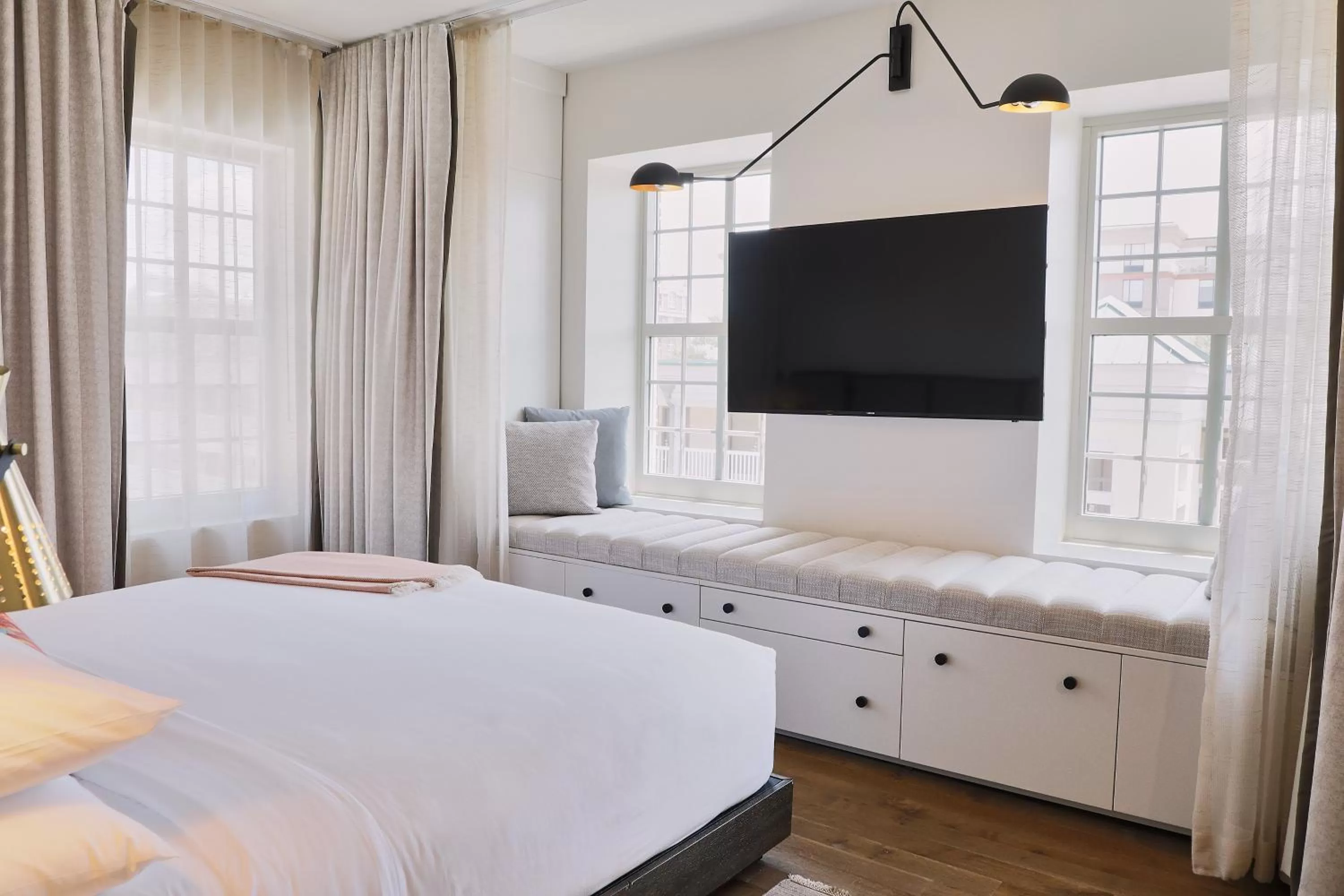 Bedroom, Bed in The Alida, Savannah, a Tribute Portfolio Hotel