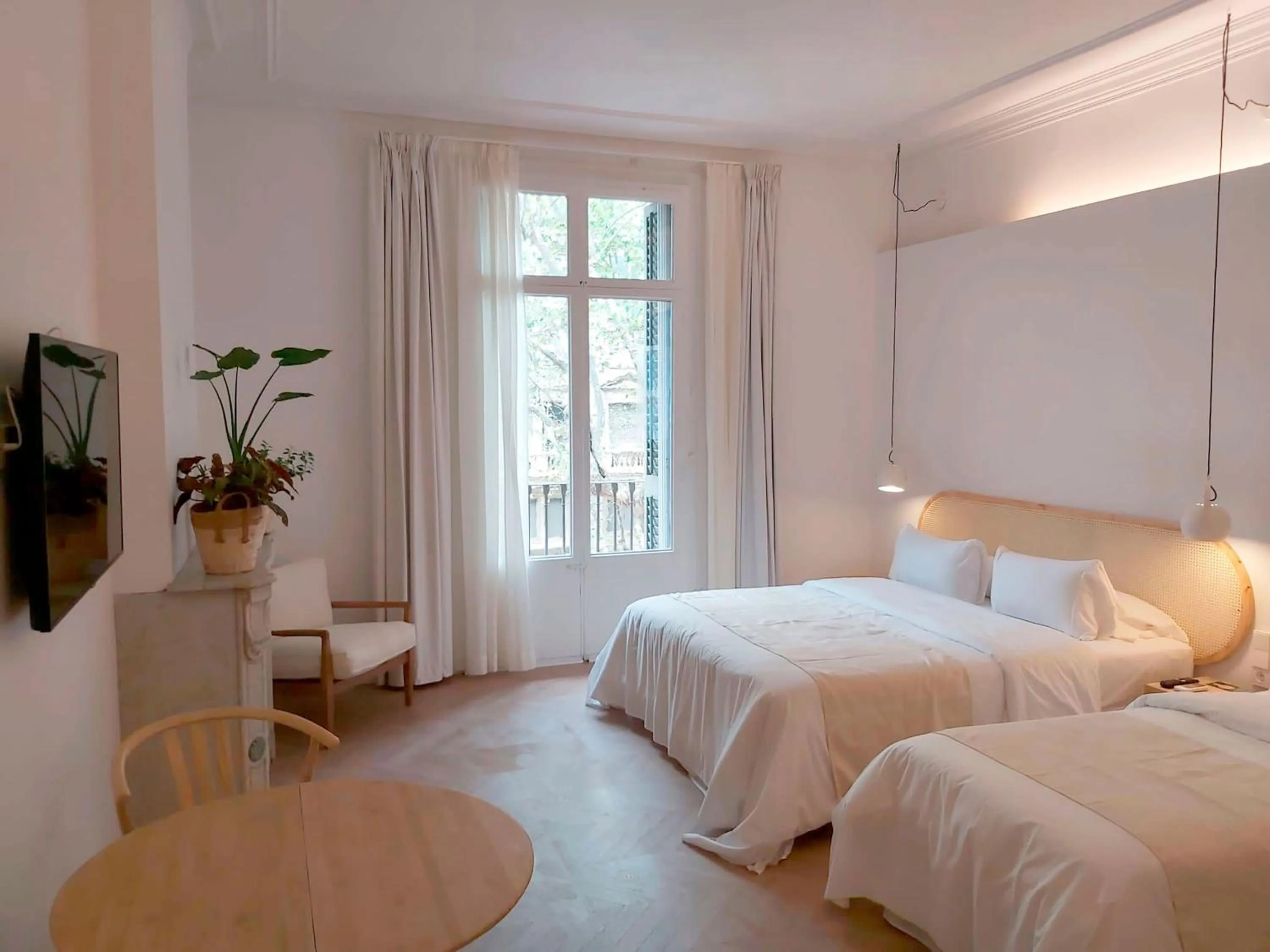 Bedroom, Bed in The MO House