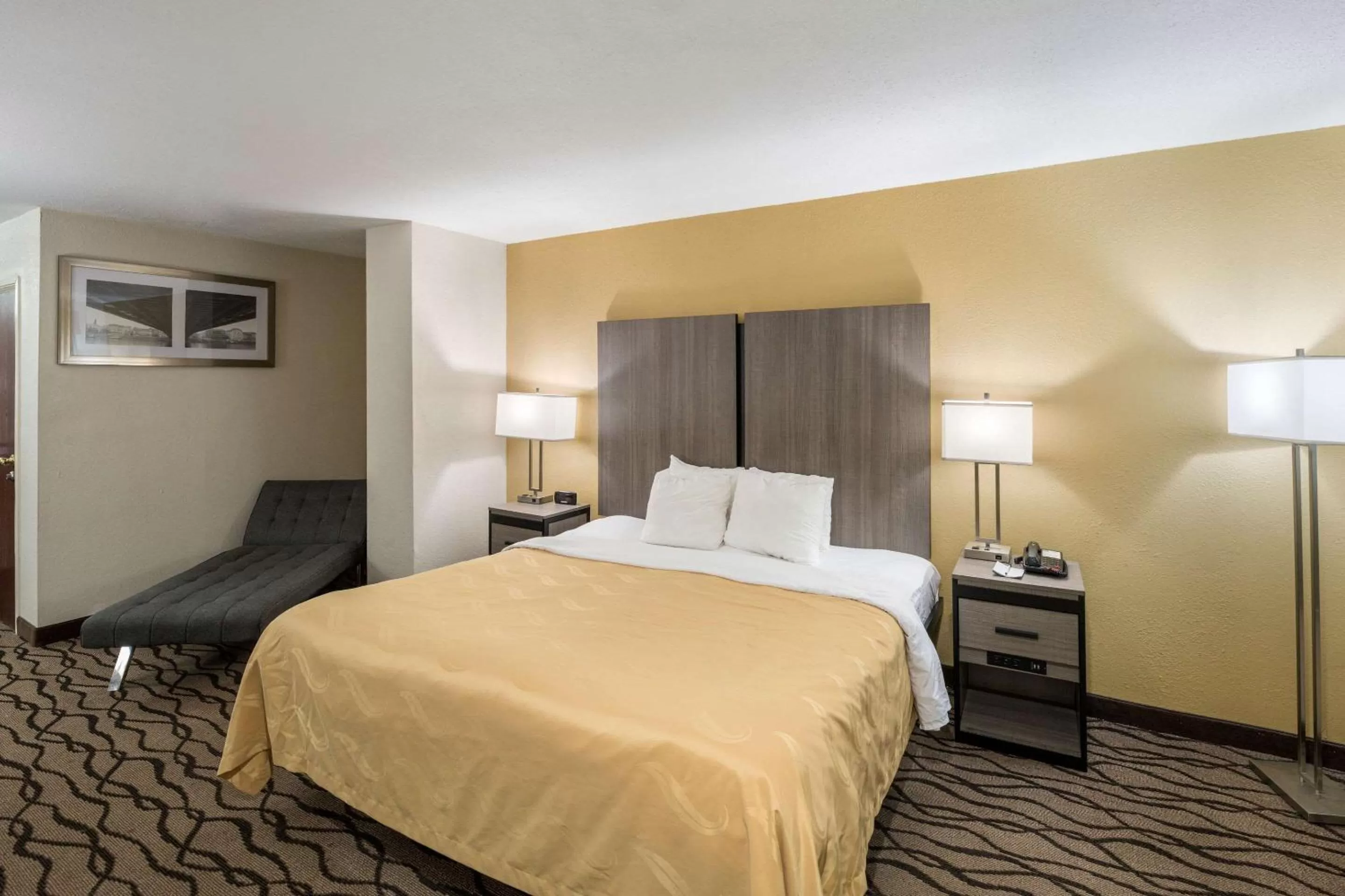 Bedroom, Bed in Quality Inn Fort Stockton