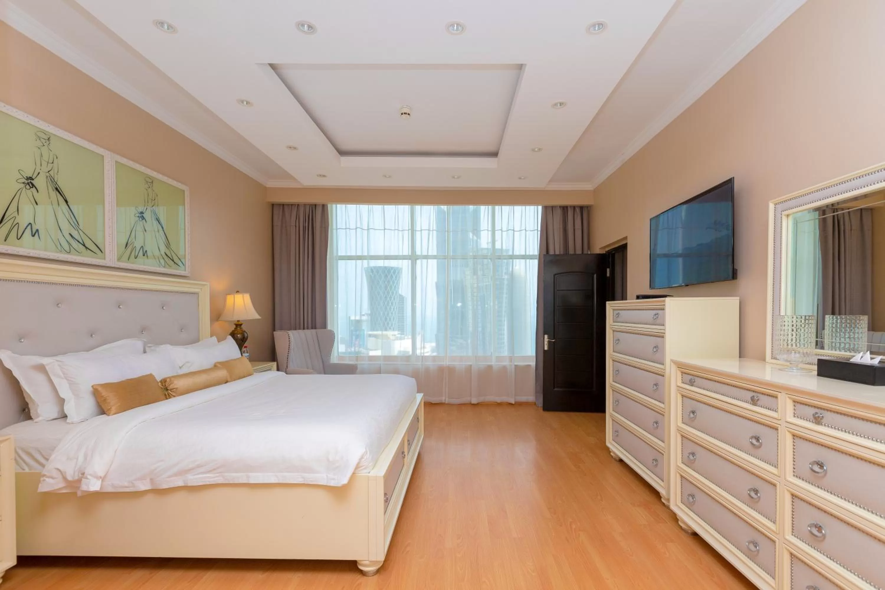 Photo of the whole room, Bed in Ezdan Hotel West Bay