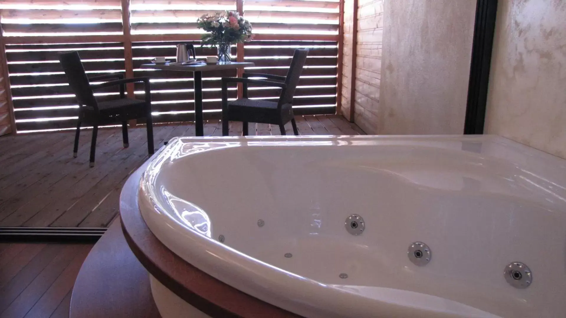 Bathroom in Ile du Gua Suites