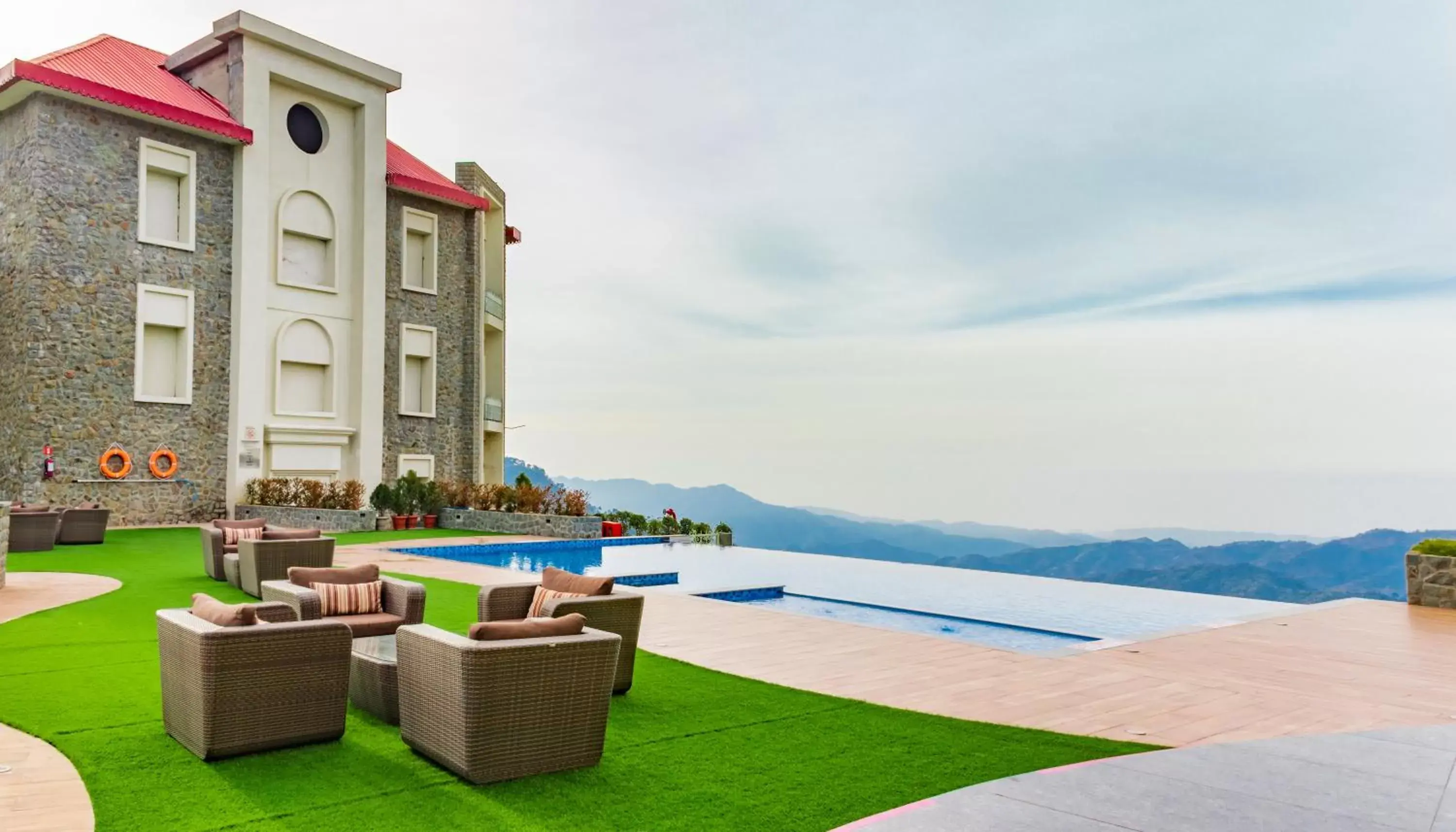 Property building, Swimming Pool in Fortune Select Forest Hill, Mahiya, Kasauli - Member ITC's Hotel Group Property building, Swimming Pool in Fortune Select Forest Hill, Mahiya, Kasauli - Member ITC's Hotel Group
