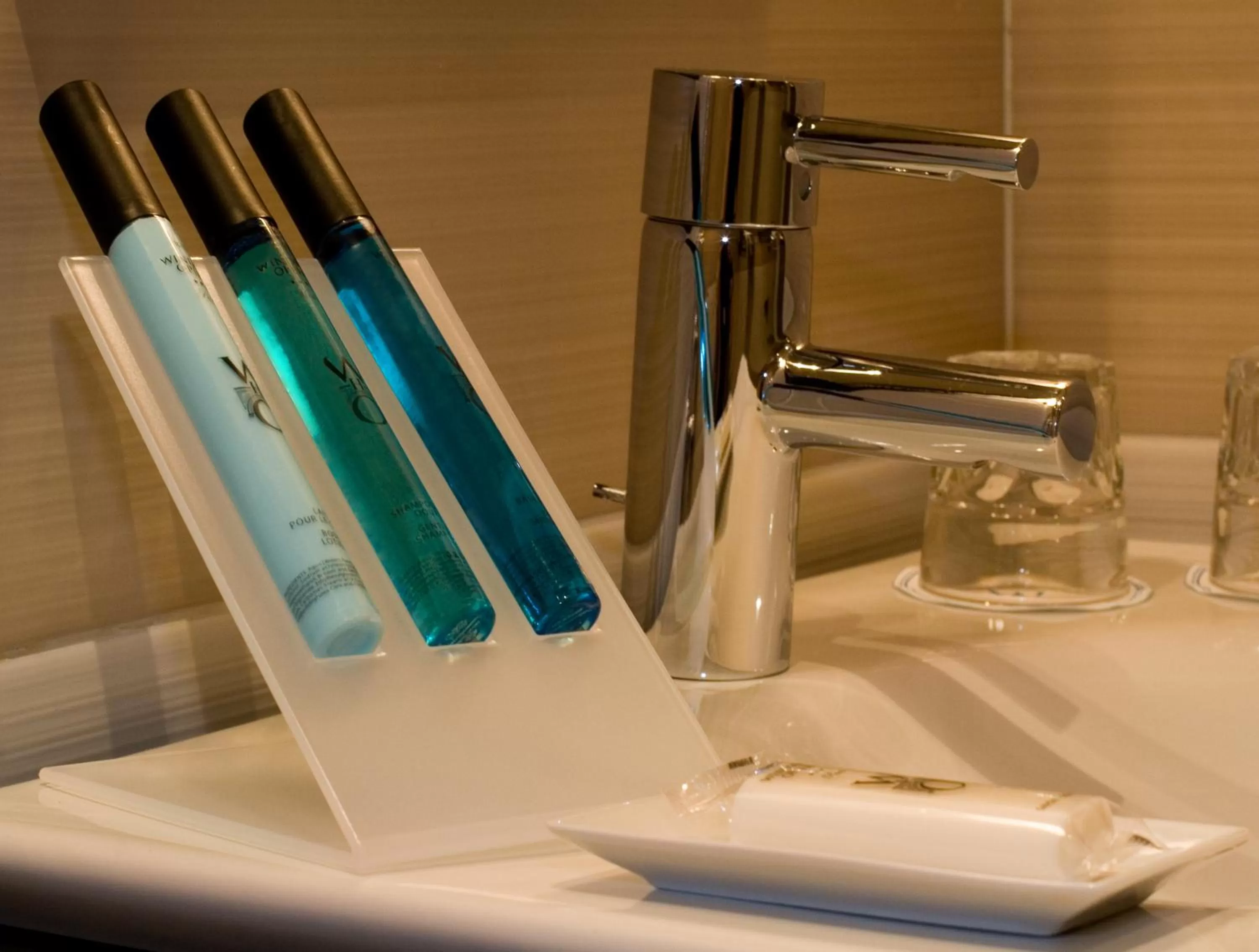 Bathroom in Windsor Opera