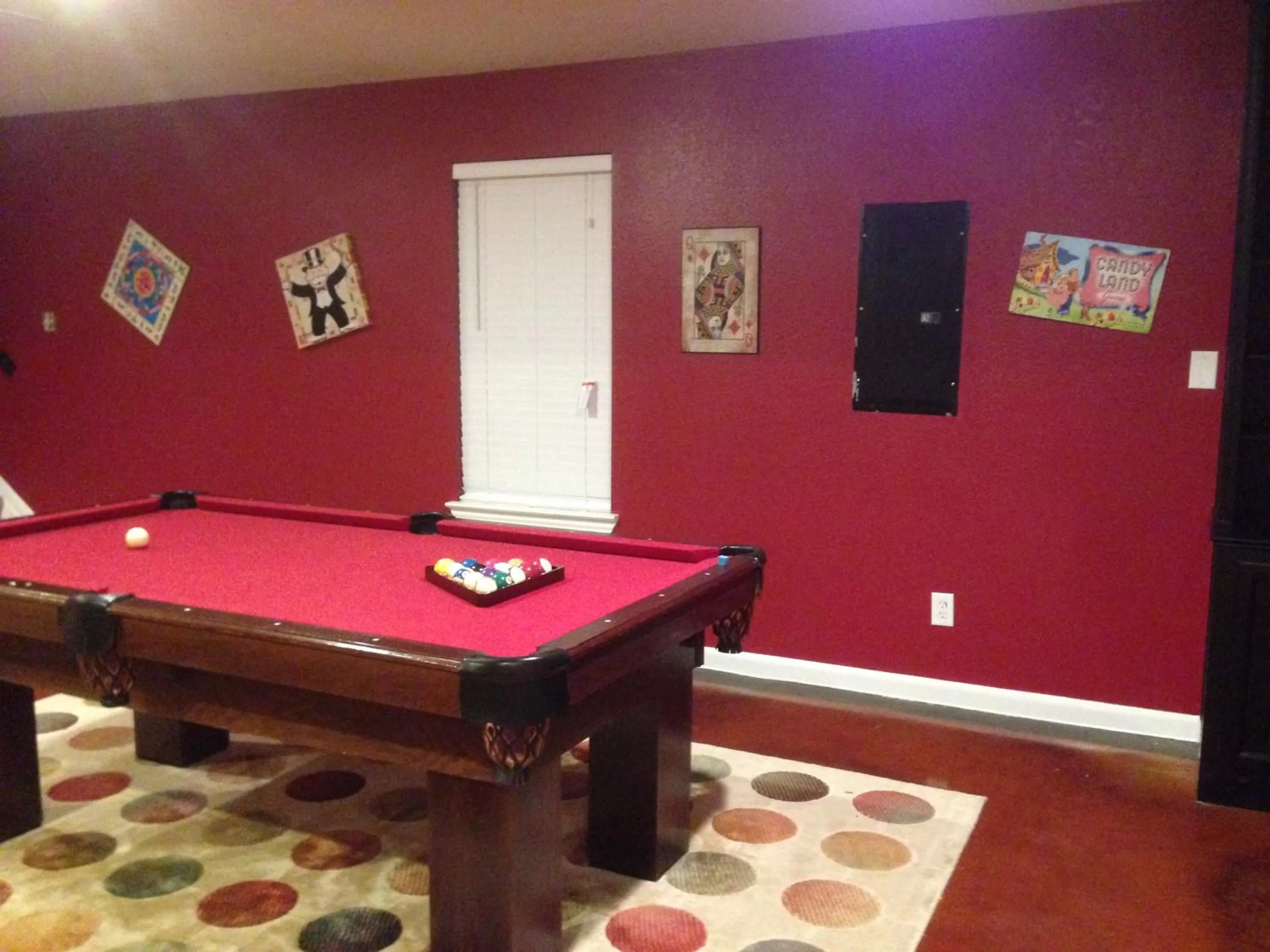 Billiard, Billiards in Maple Creek Bed&Breakfast