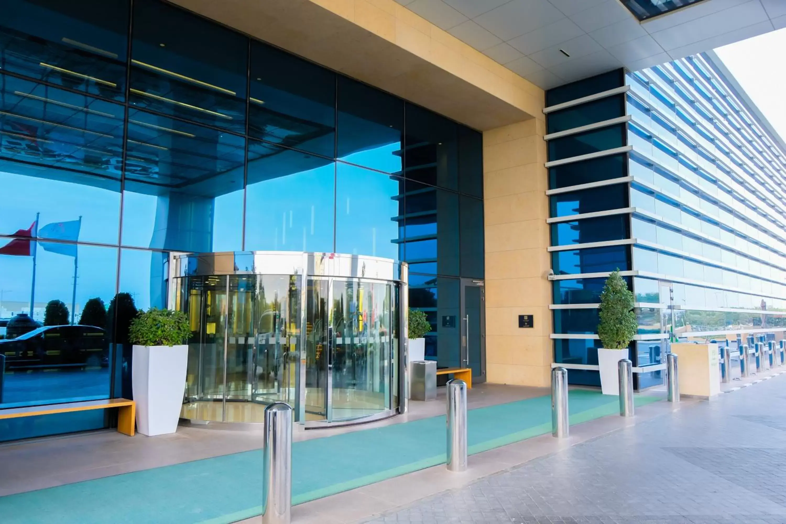 Property building, Facade/Entrance in Holiday Inn & Suites - Dubai Festival City Mall, an IHG Hotel