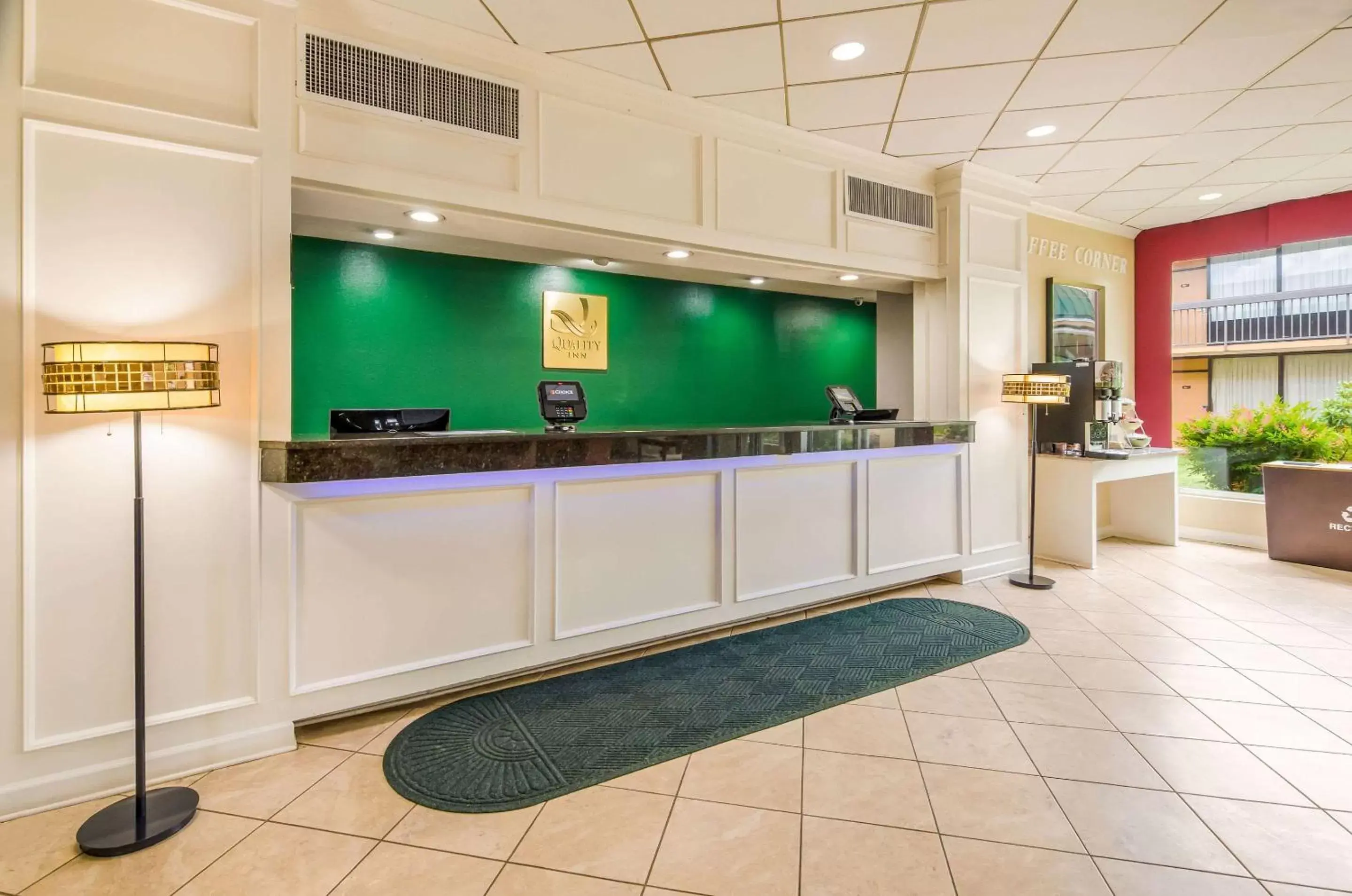 Lobby or reception, Lobby/Reception in Quality Inn Roanoke Airport