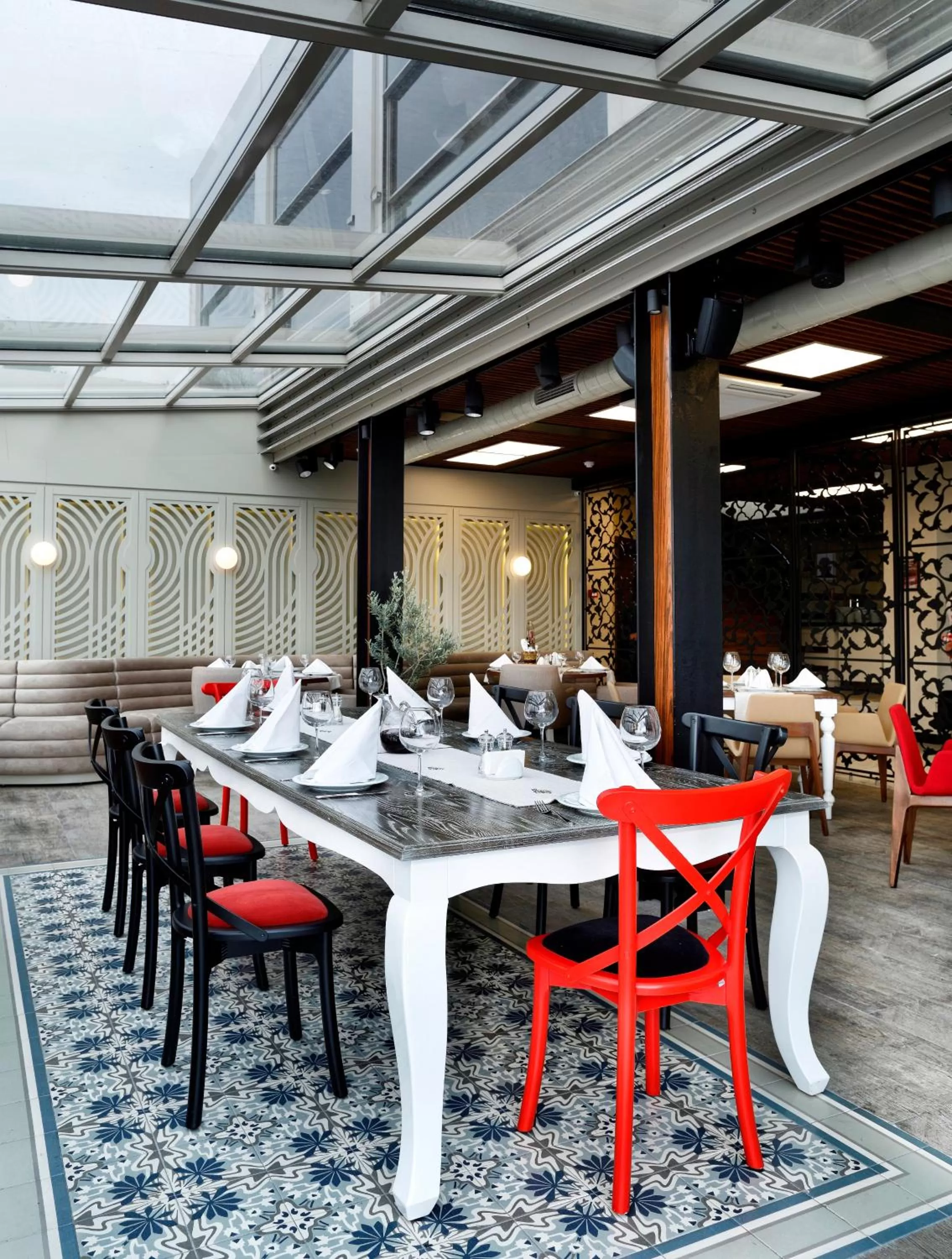 Lounge or bar in Darkhill Hotel