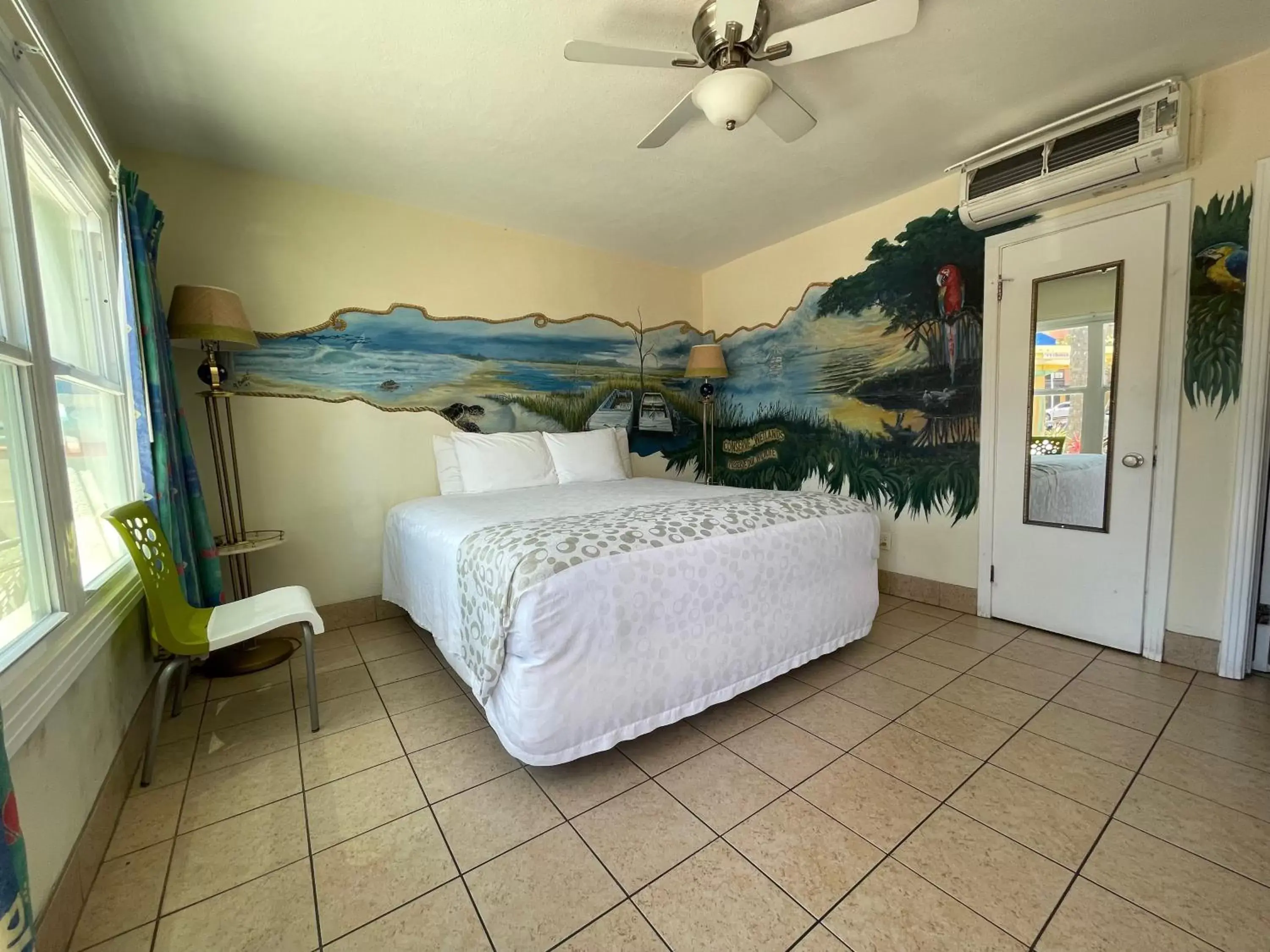 Bed in Magic Beach Motel - Vilano Beach, Saint Augustine