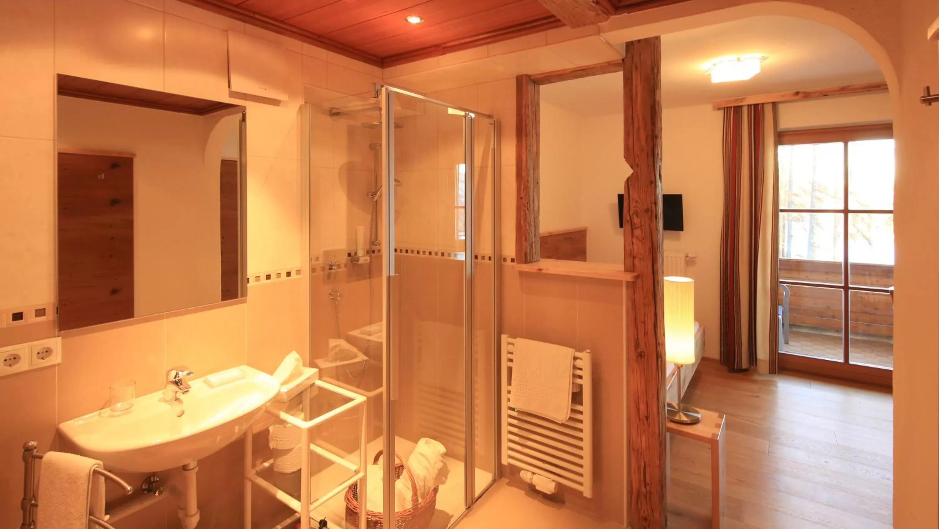 Bathroom in Naturhotel Lärchenhof