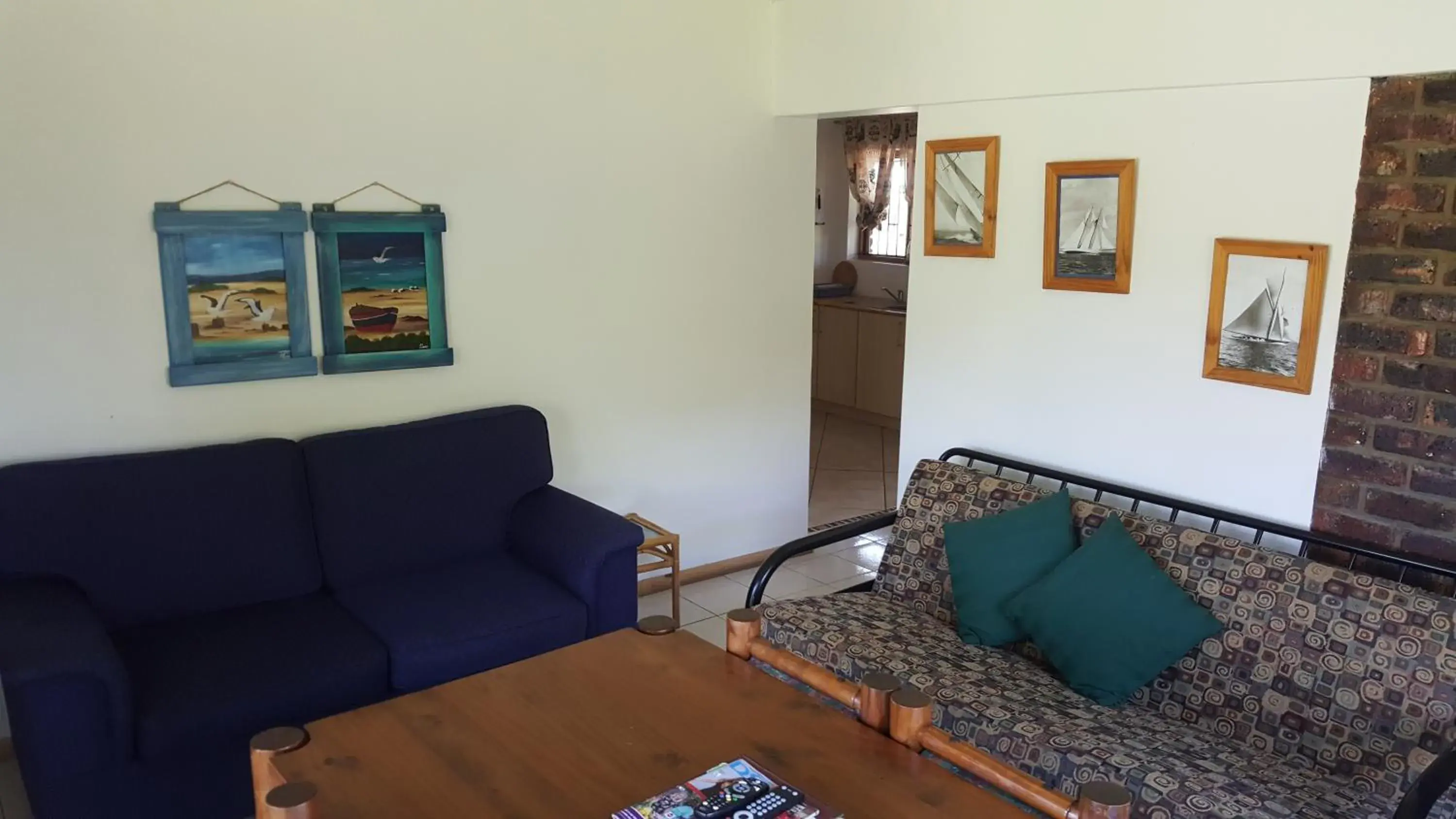 Living room, Seating Area in Salt River Lodge