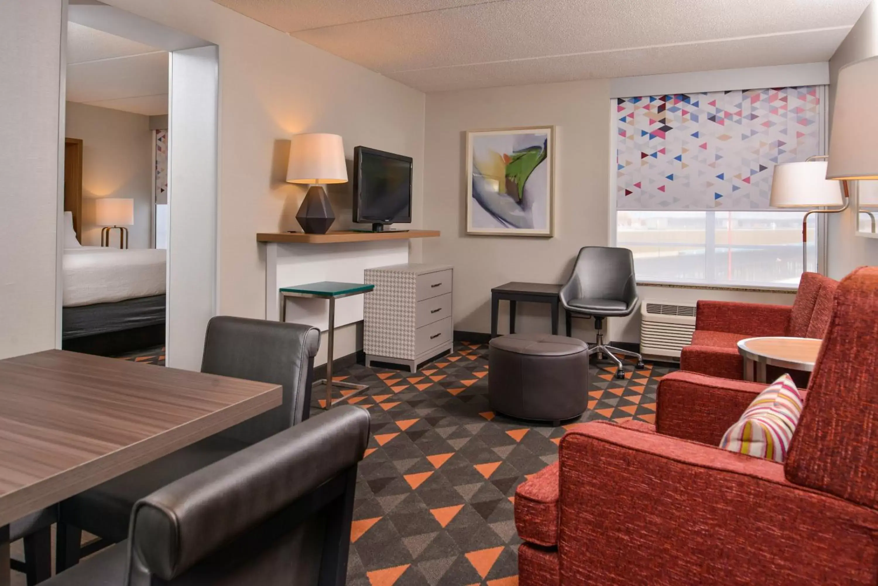 Photo of the whole room, Seating Area in Holiday Inn Hotel & Suites Rochester - Marketplace, an IHG Hotel