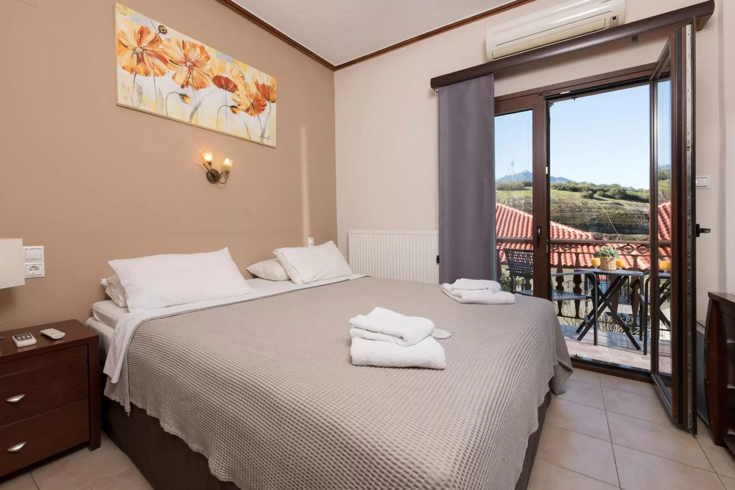  Two Bedroom Pindos View in Tsikeli Boutique Hotel Meteora - Adults Friendly