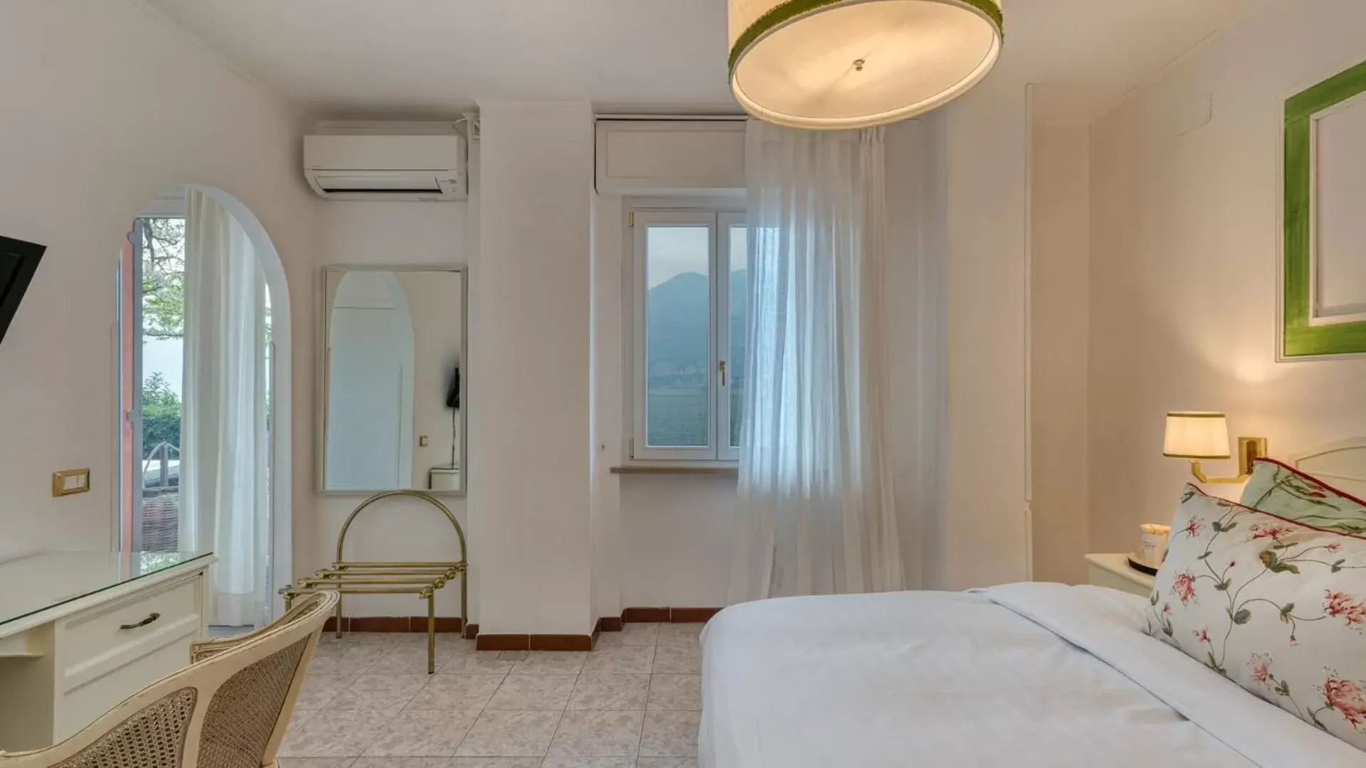 Photo of the whole room, Bed in La Caletta Hotel Bolognese