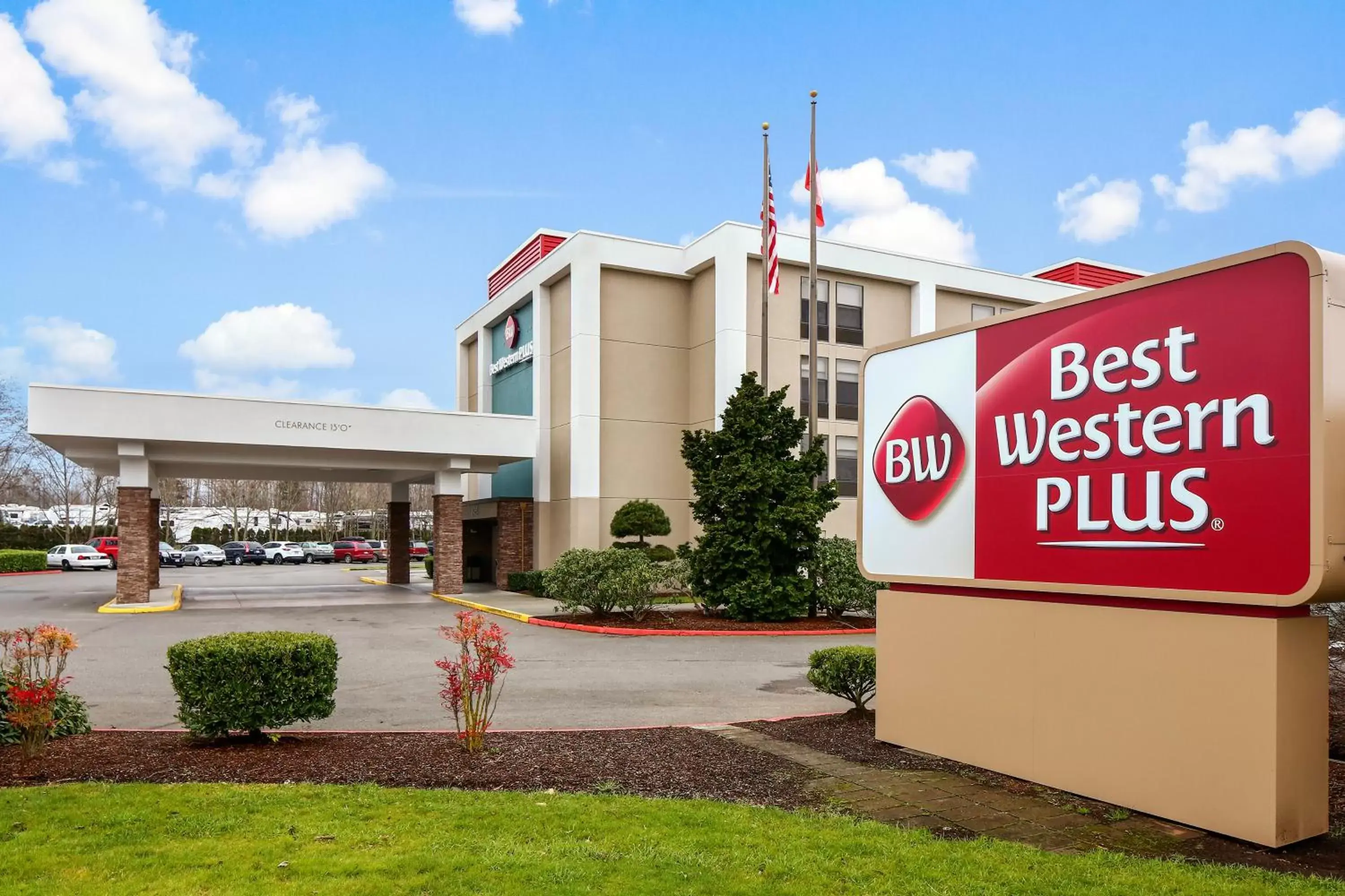 Facade/entrance in Best Western Plus Bellingham Facade/entrance in Best Western Plus Bellingham