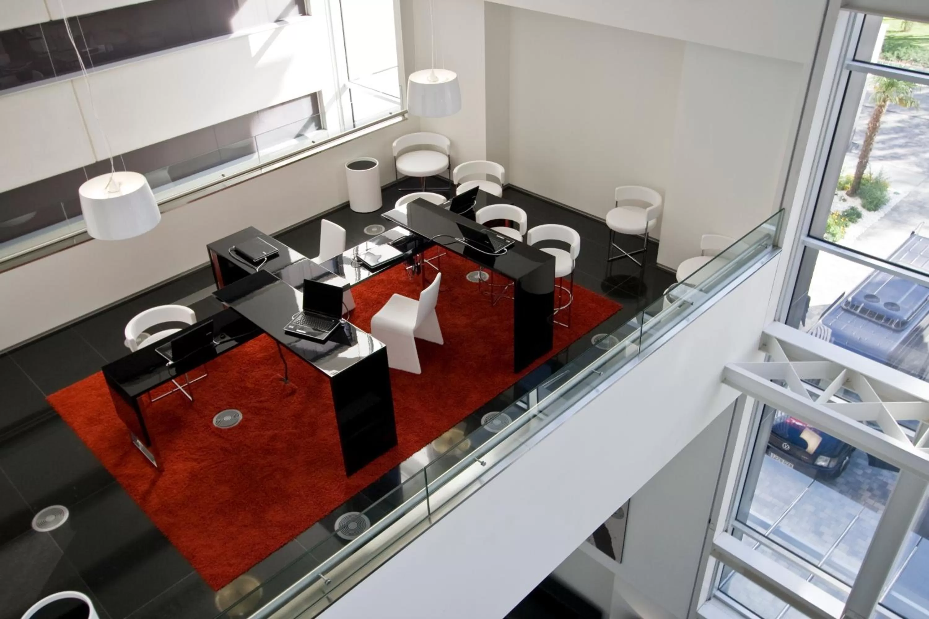 Business facilities in Axor Barajas