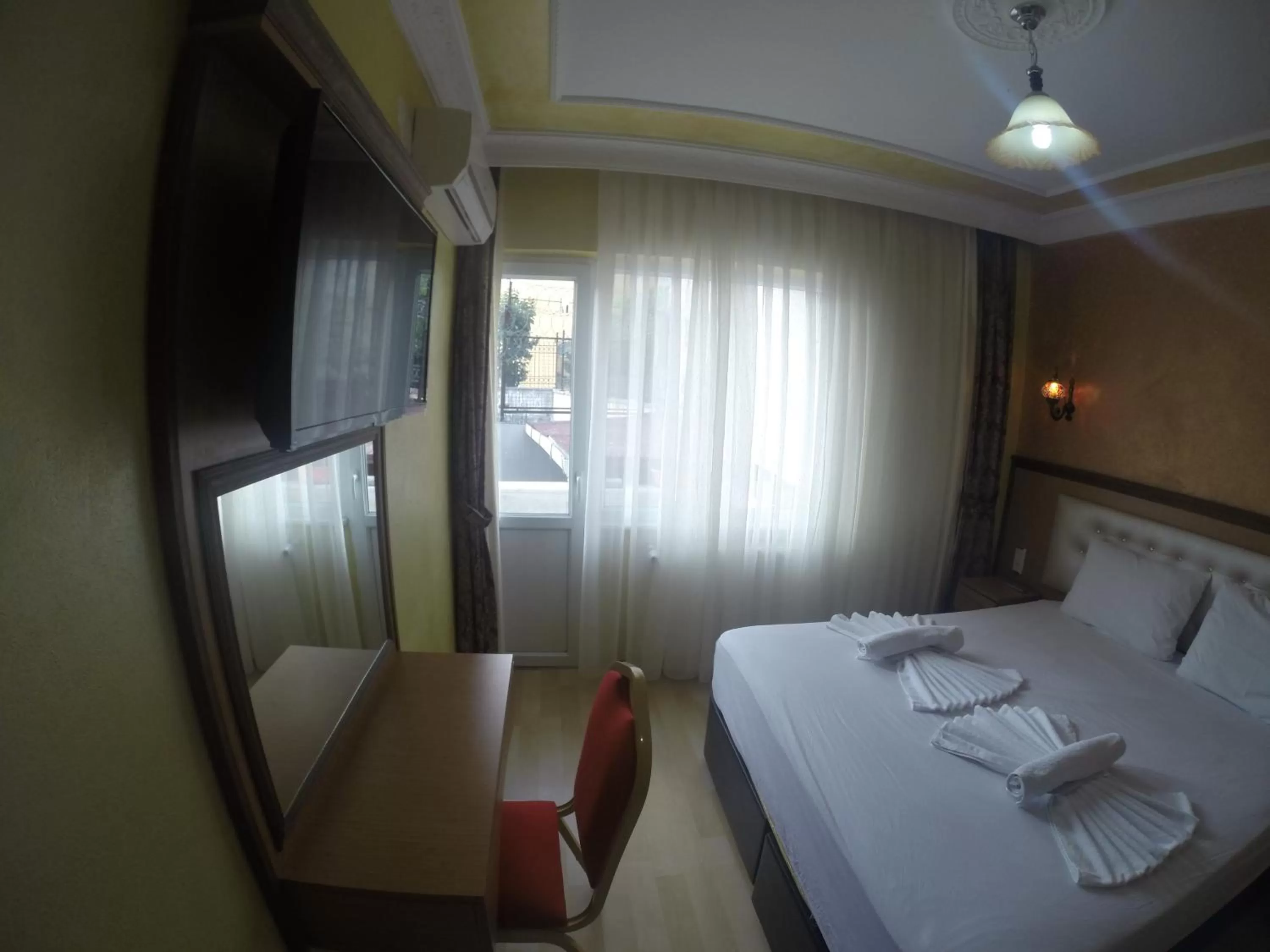 Bedroom, Bed in Arat Apartments