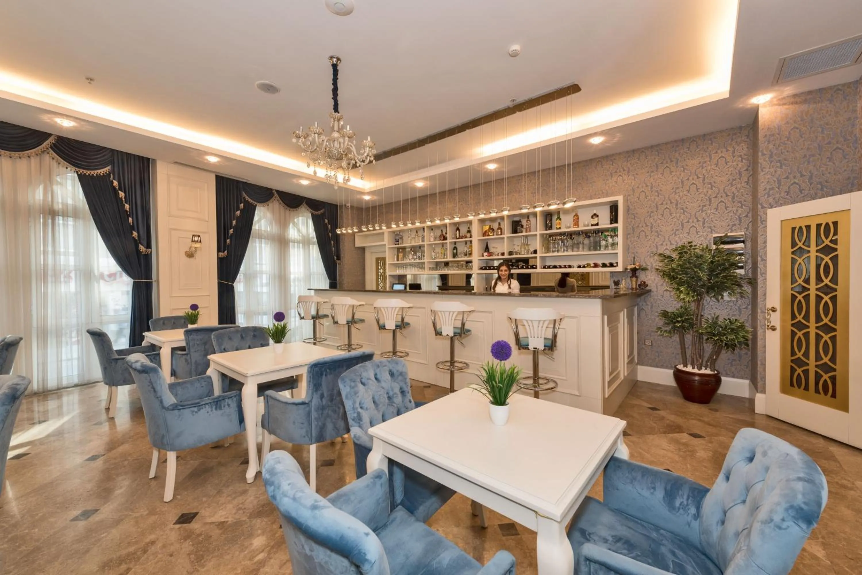 Drinks in Marnas Hotels