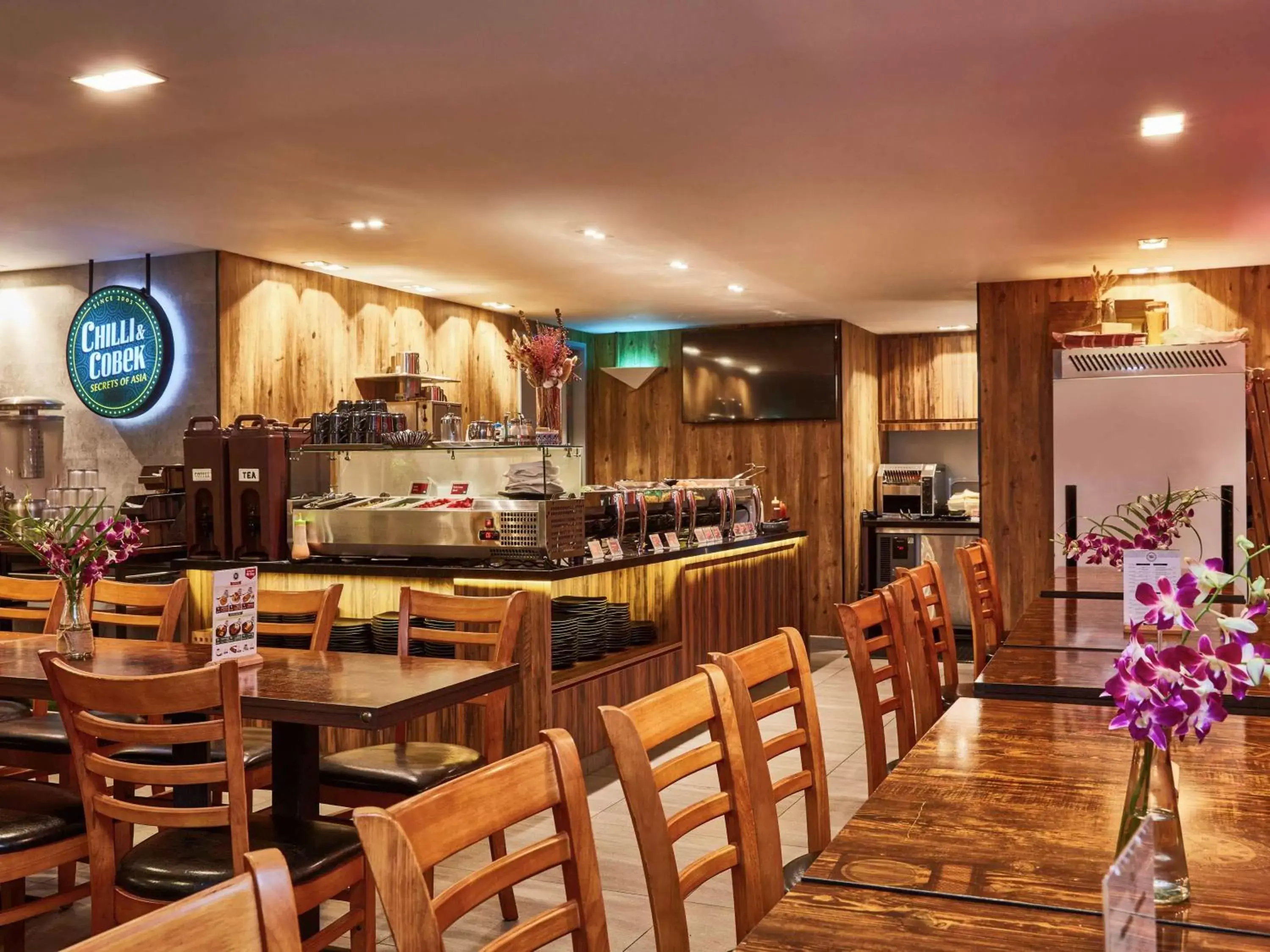 Restaurant/Places to Eat in ibis budget Singapore Selegie