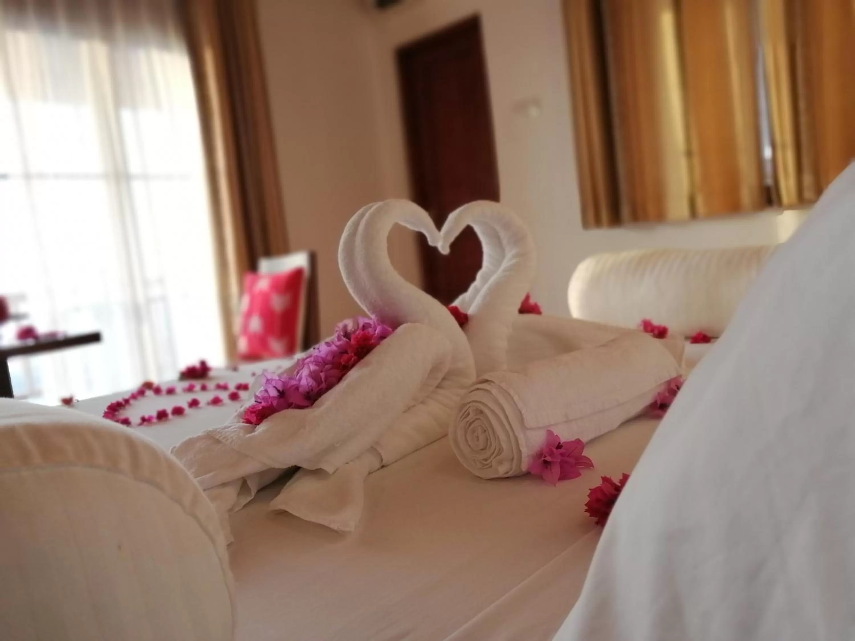 Bed in Kandy Unique Hotel