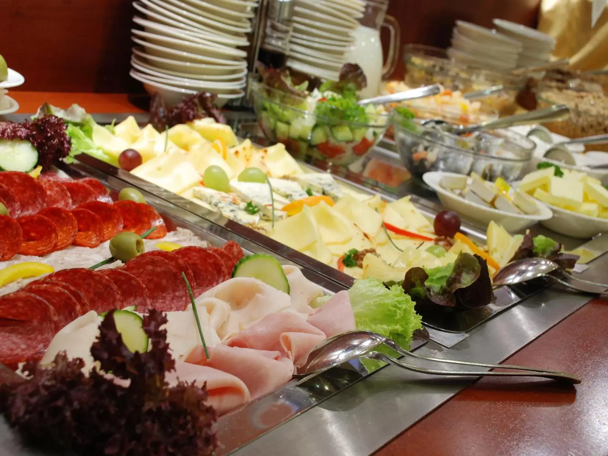 Restaurant/places to eat, Food in Ramada Airport Hotel Prague