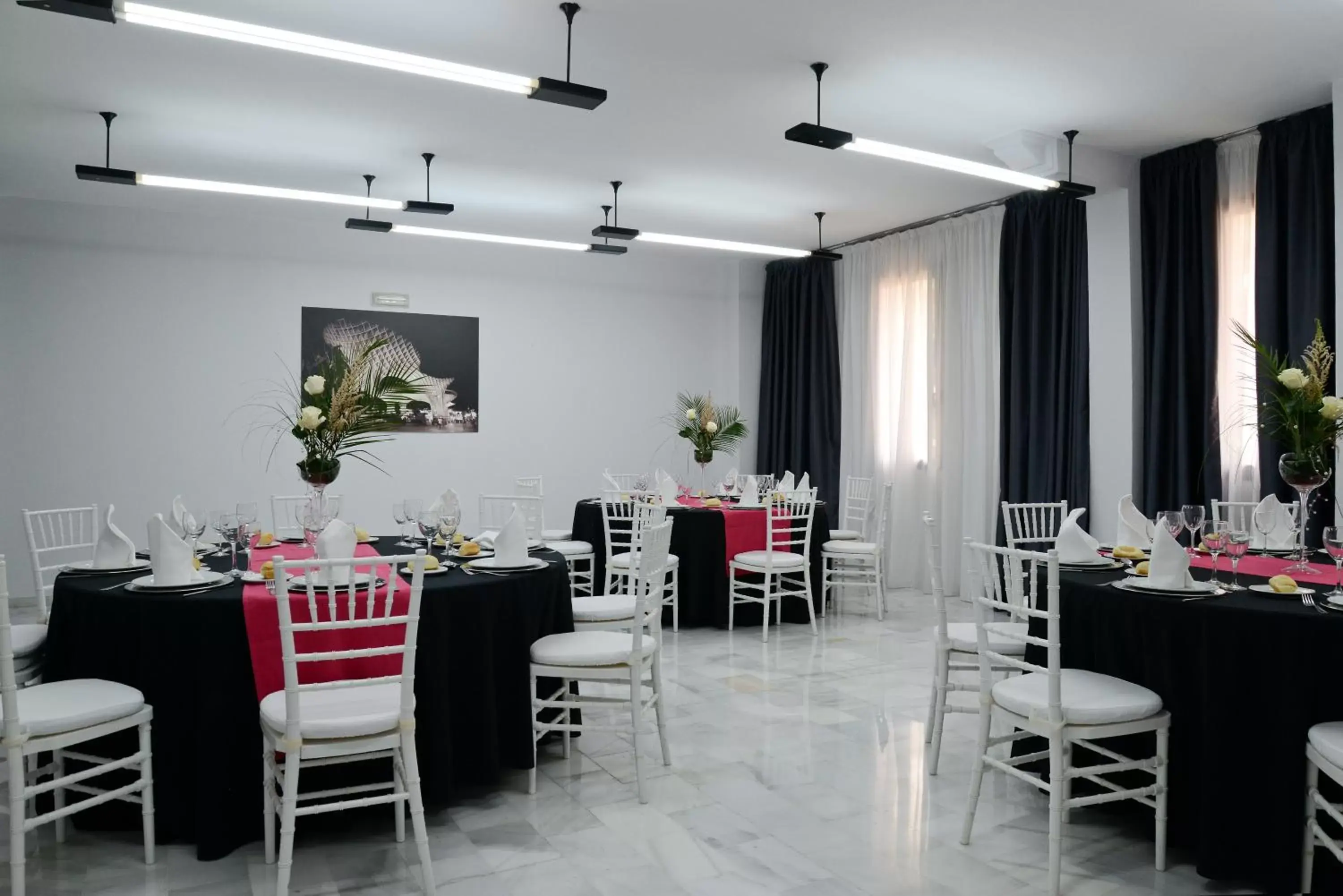 Banquet/Function facilities, Restaurant/Places to Eat in Hotel San Pablo Sevilla