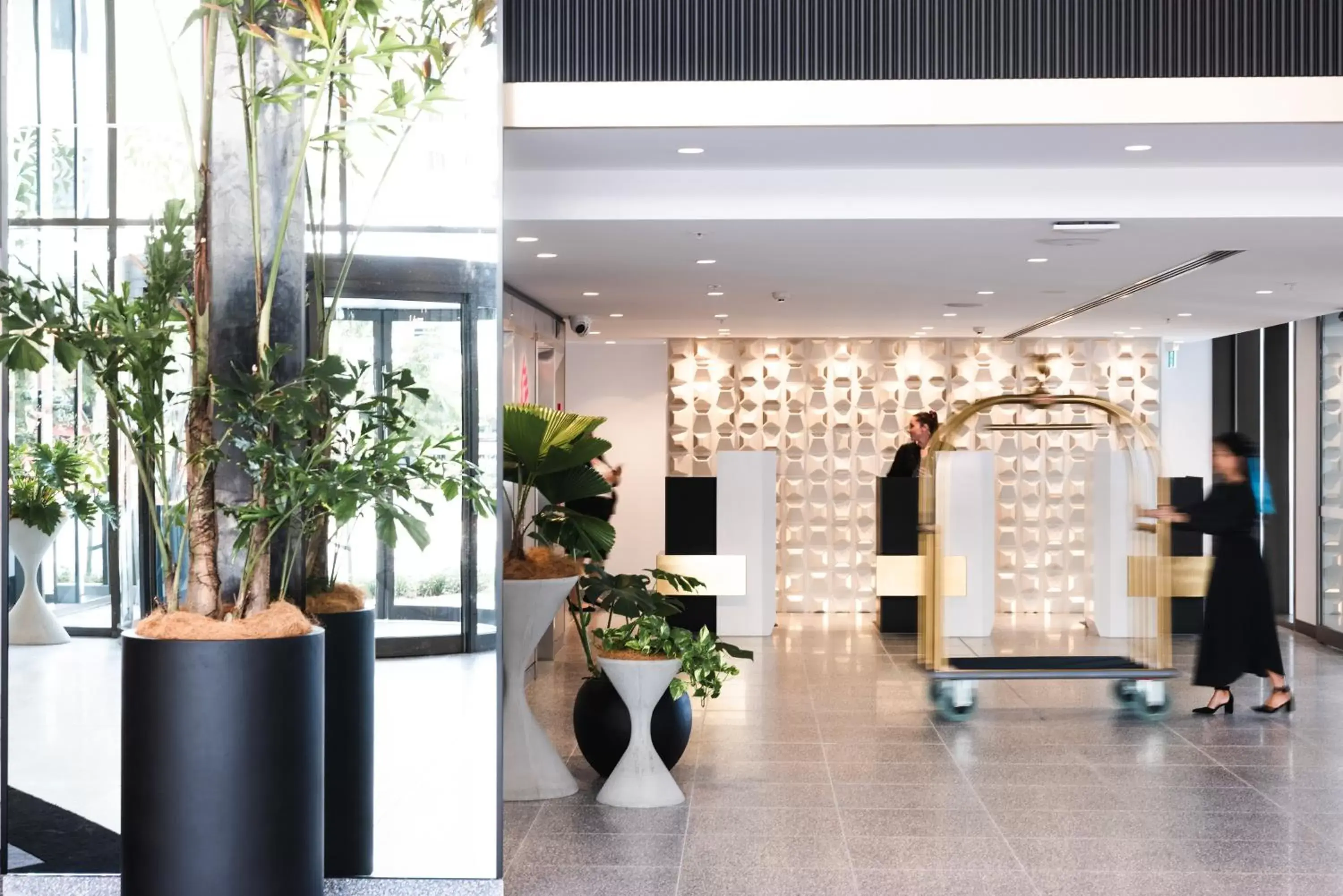 Property building, Lobby/Reception in Hotel X Brisbane Fortitude Vly, Vignette Collection - an IHG Hotel