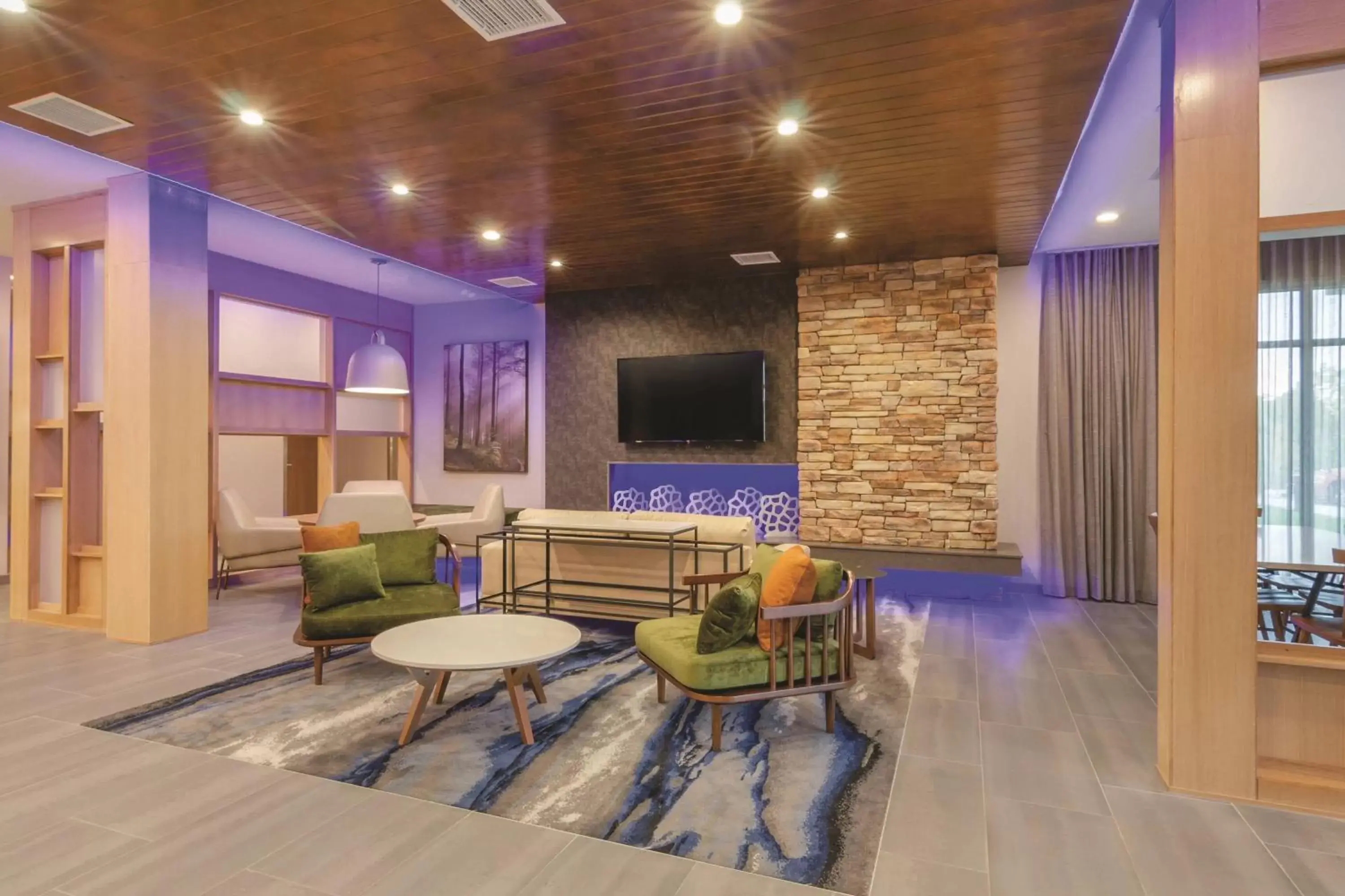 Lobby or reception, Seating Area in Fairfield Inn & Suites by Marriott Kansas City Shawnee