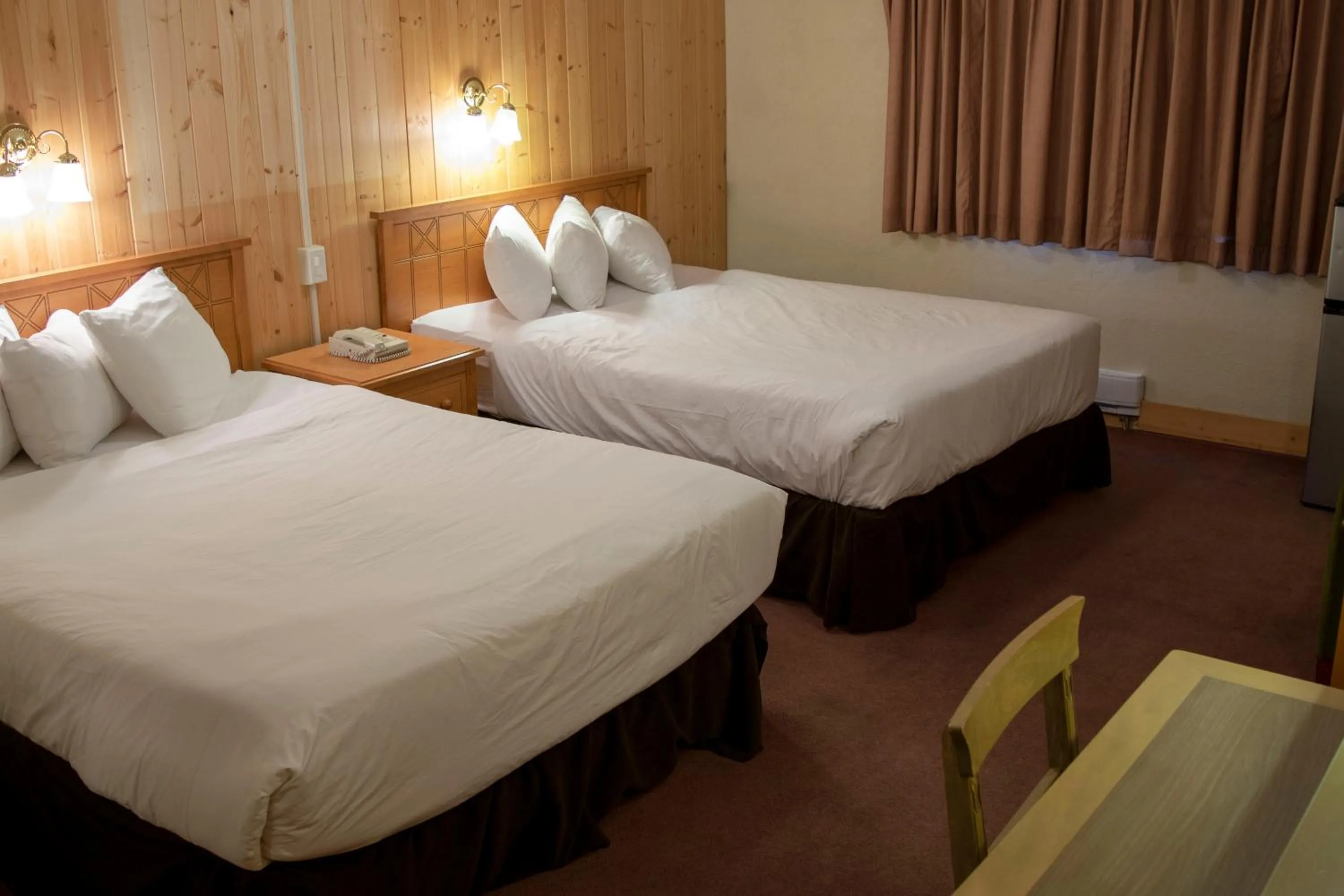 Bed in Aspen Village