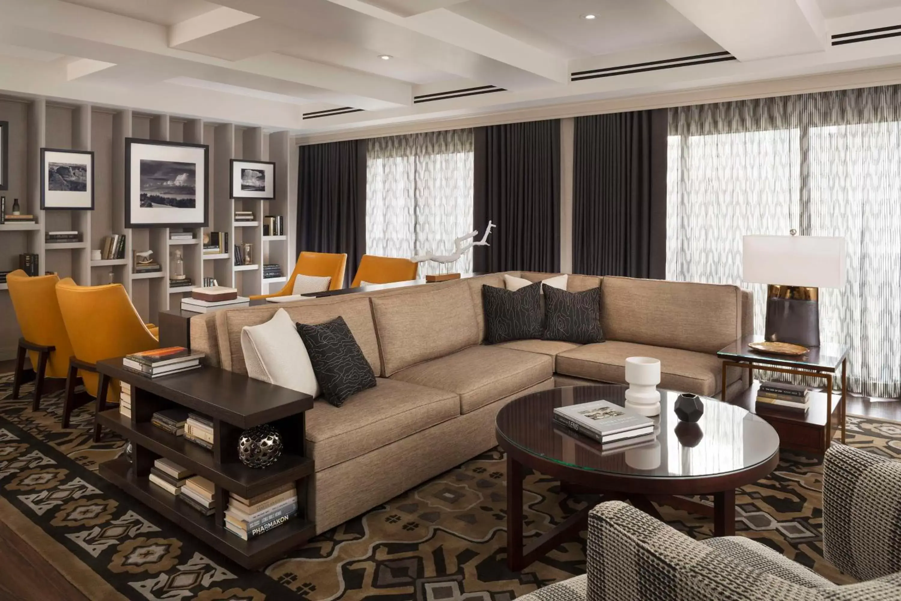 Photo of the whole room, Seating Area in Hyatt Regency San Francisco