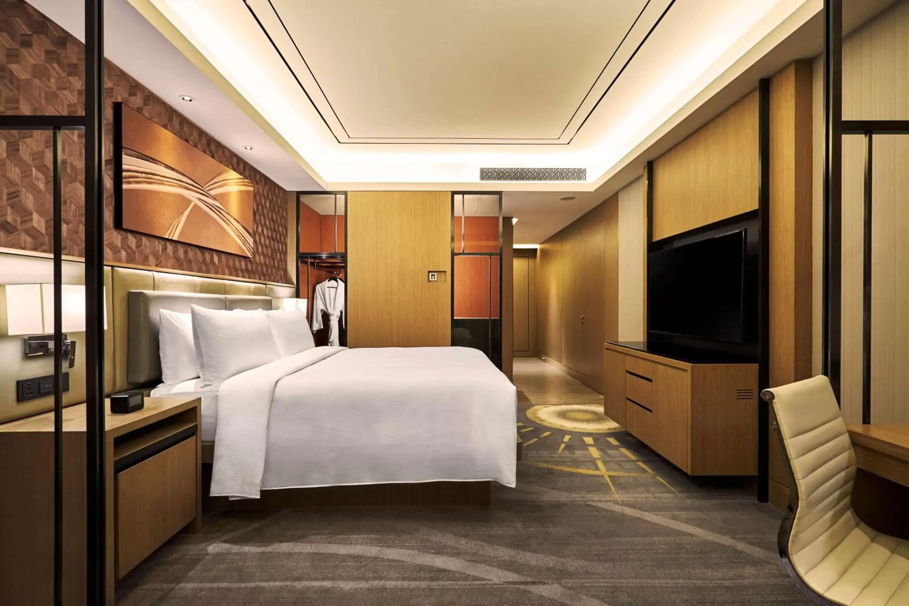 Bedroom, Bed in Hilton Manila