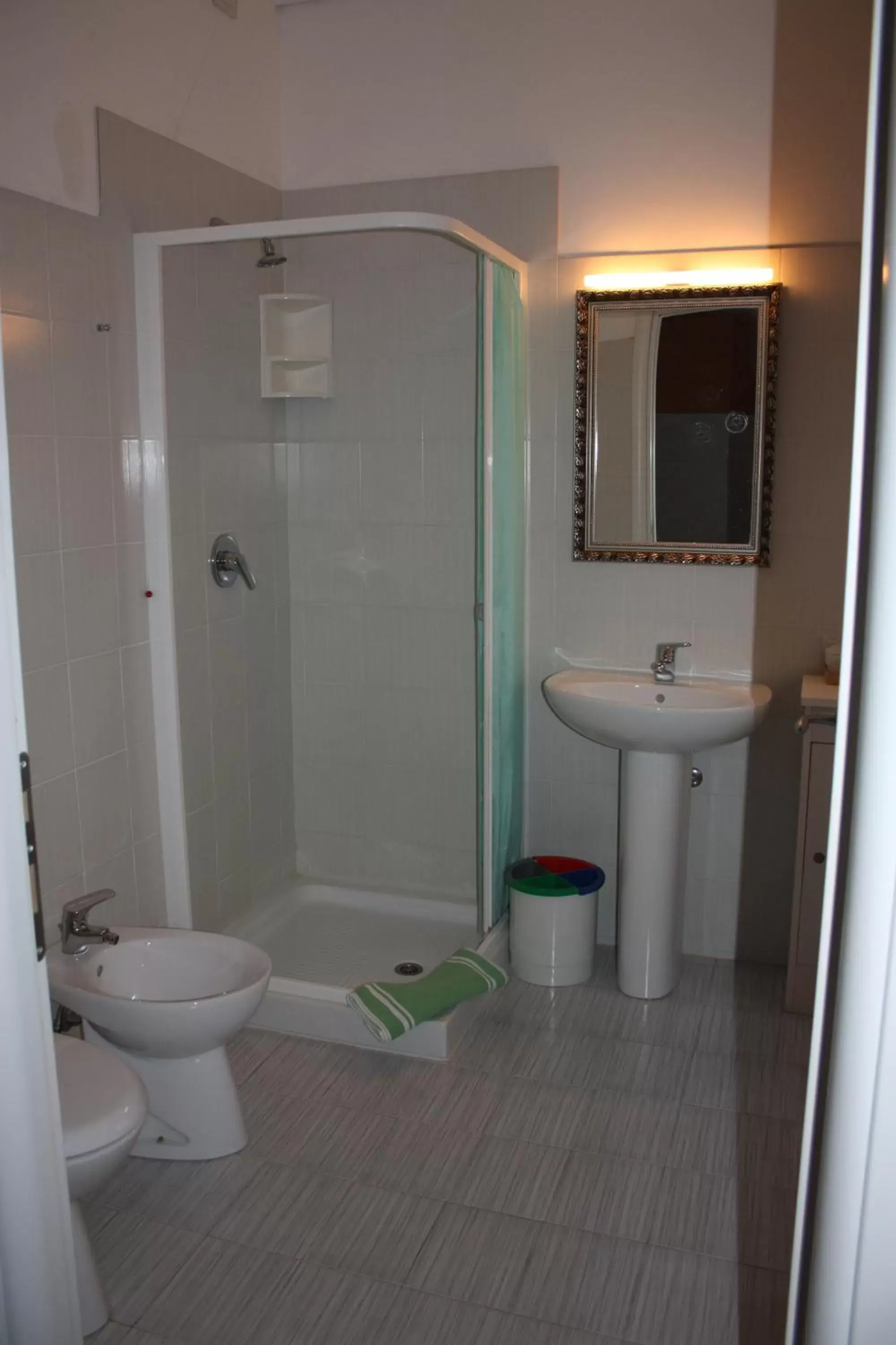 Bathroom in Affittacamere Via Mazzini