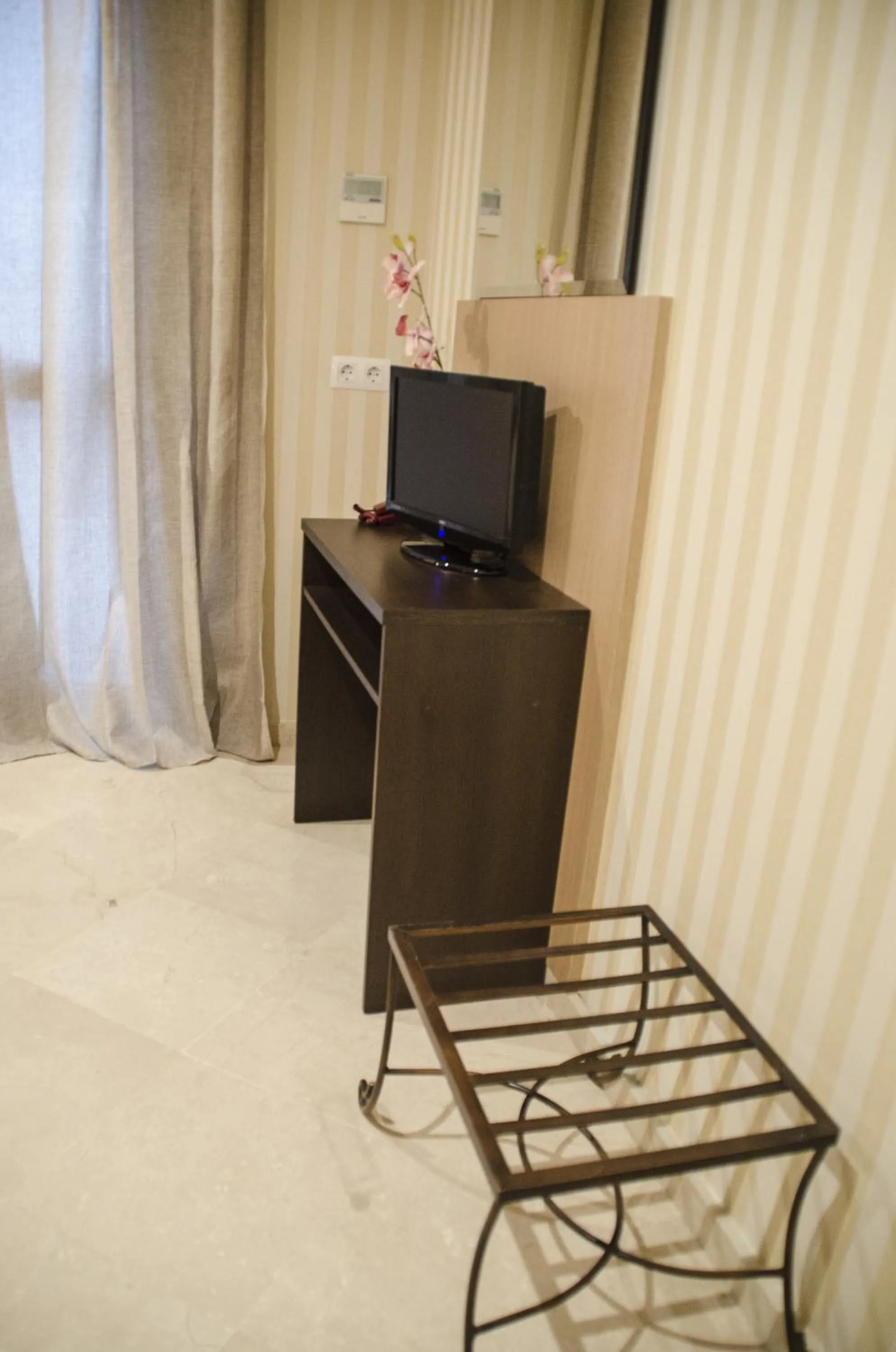 Decorative detail in Hotel Duquesa