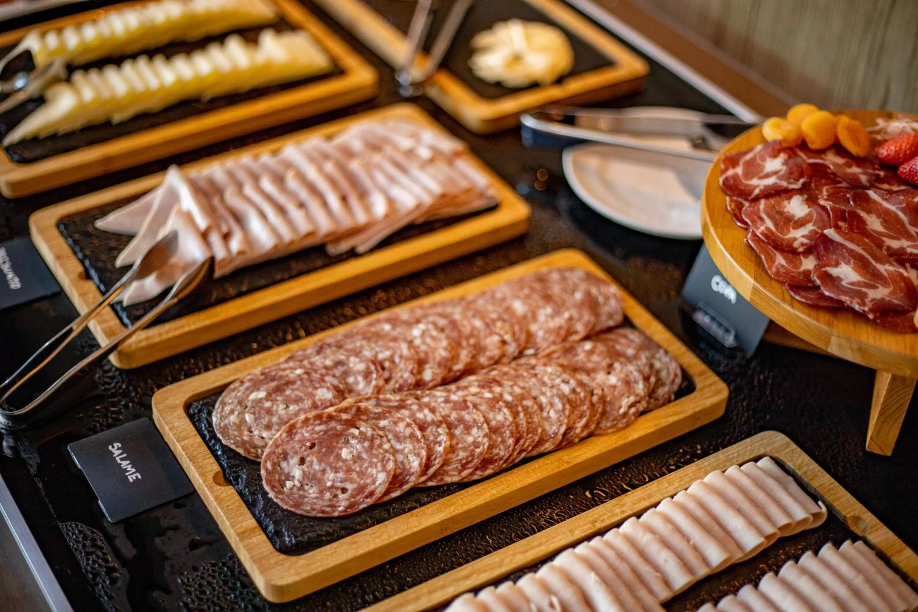 Buffet breakfast in LK Design Hotel Florianópolis