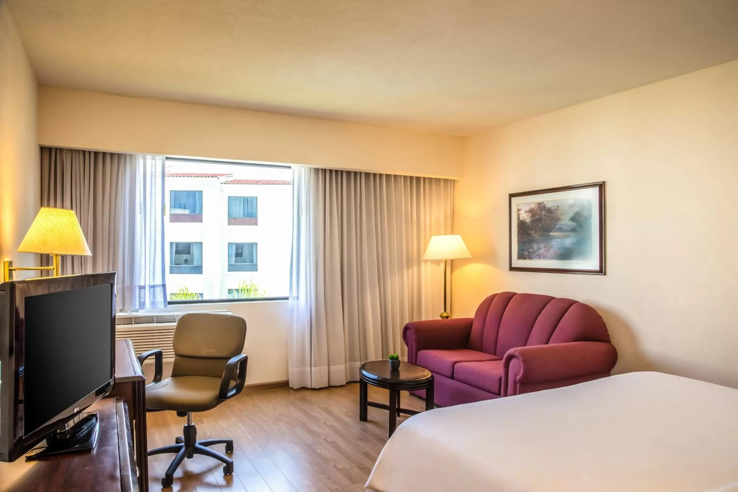 Bedroom, Seating Area in Fiesta Inn Monterrey la Fe