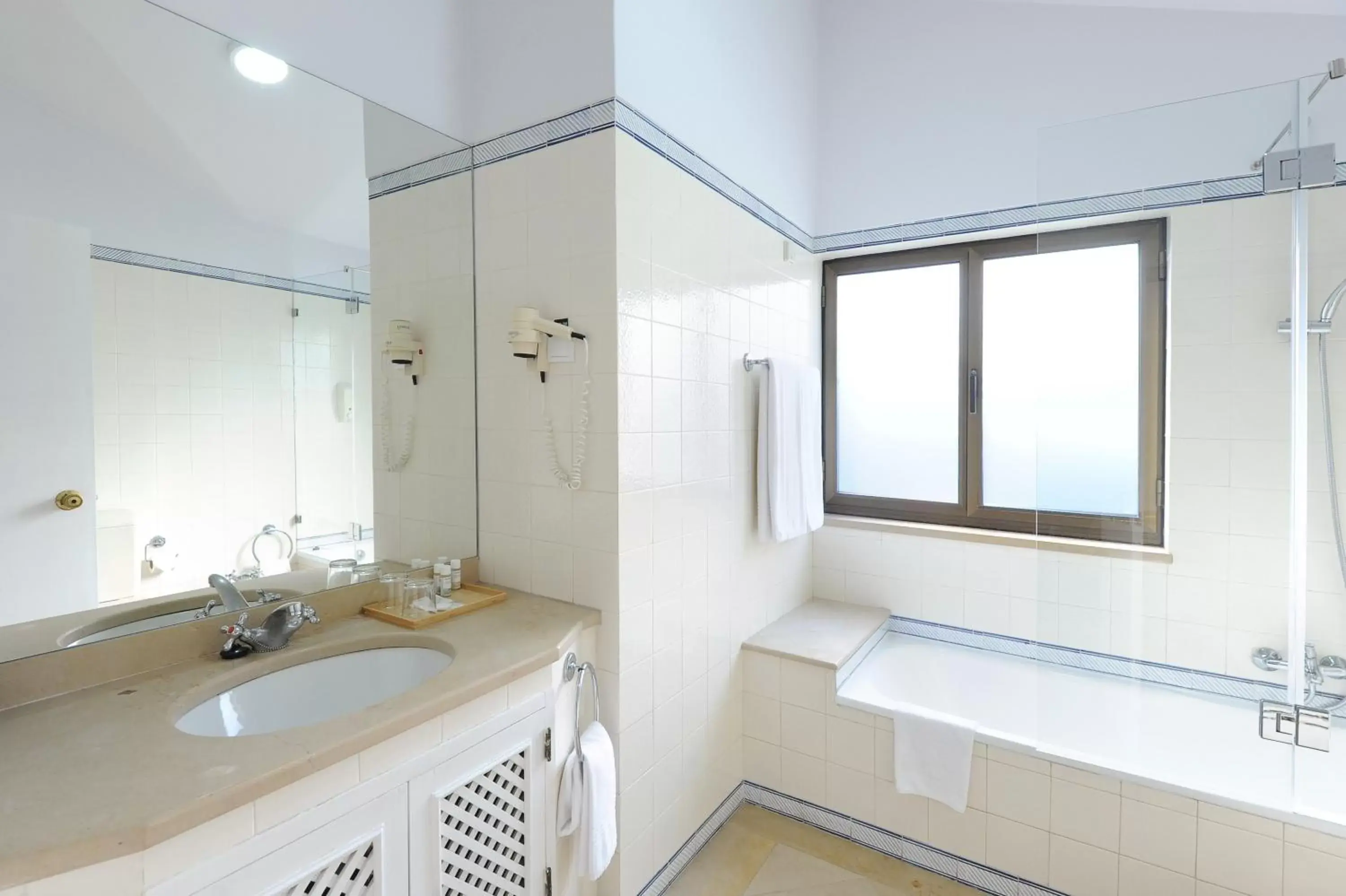 Bathroom in Clube do Lago Hotel Bathroom in Clube do Lago Hotel