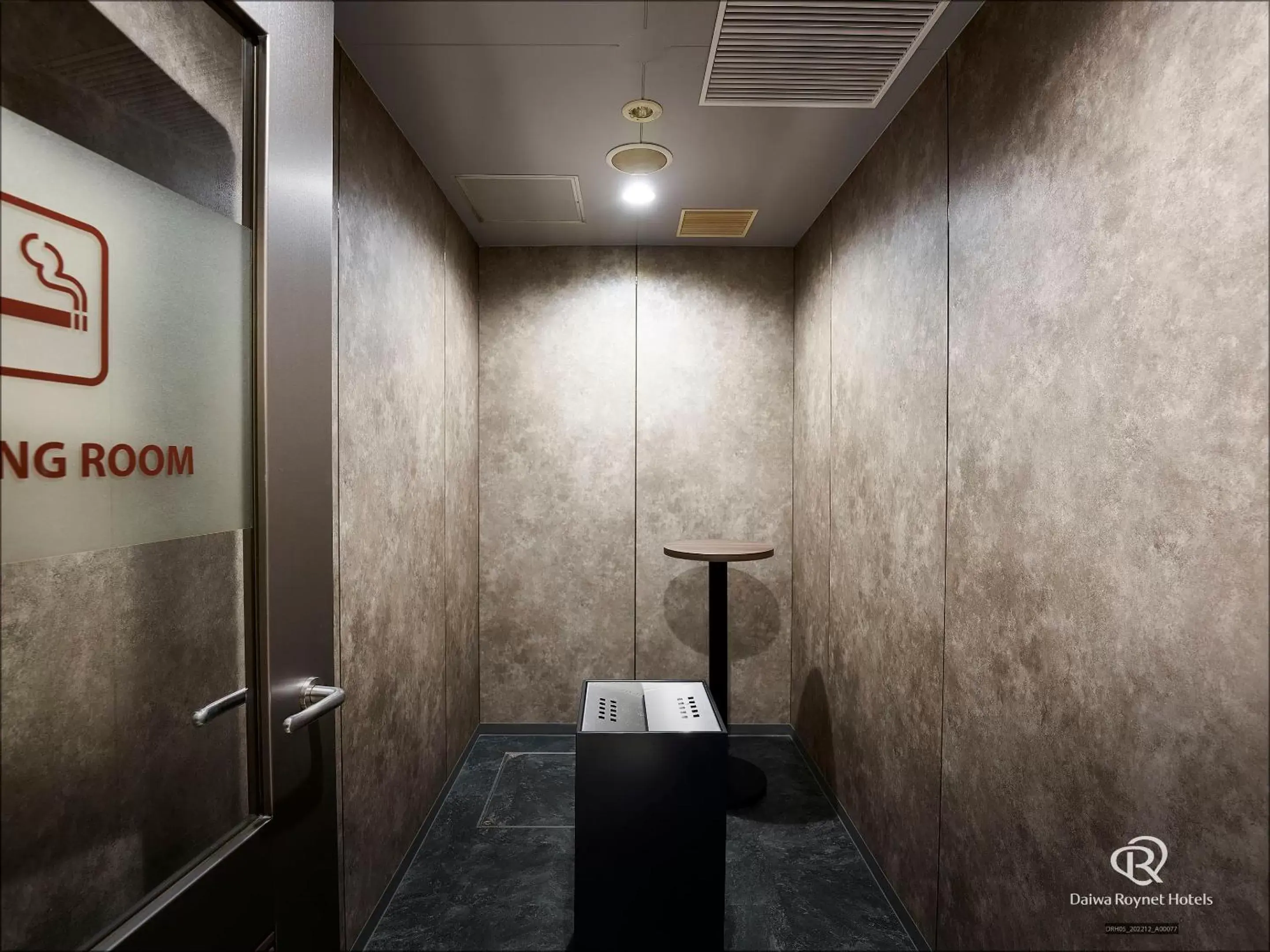 Lobby or reception, Bathroom in Daiwa Roynet Hotel Osaka-Kitahama