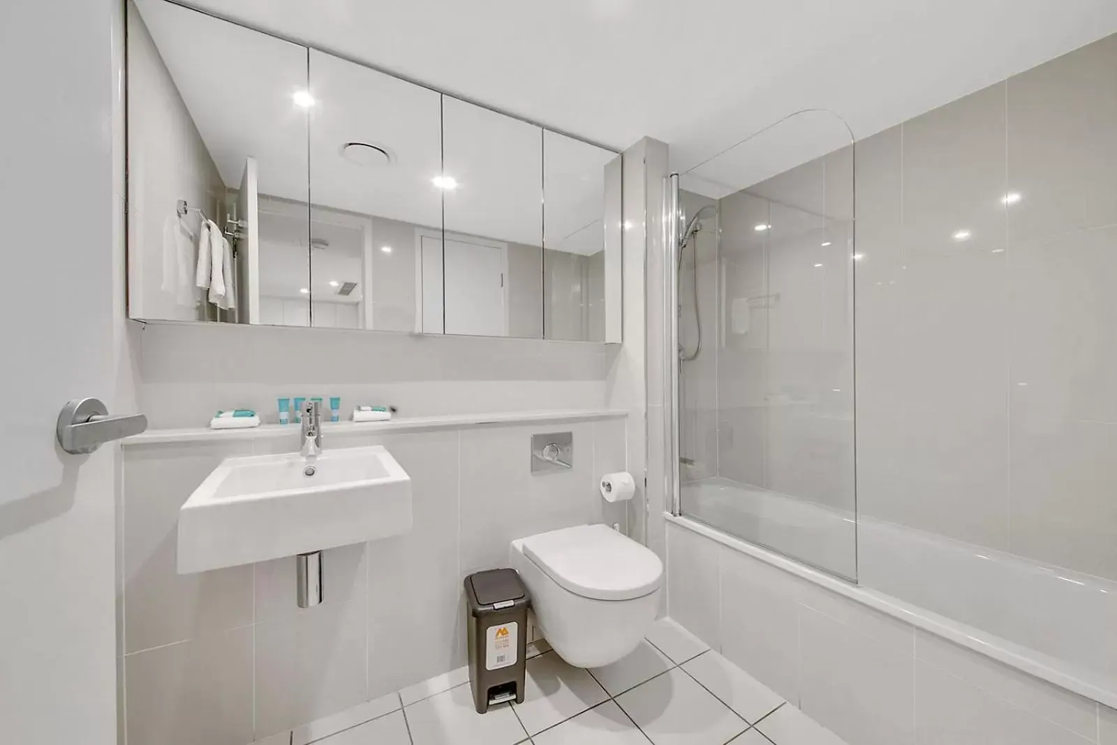 Bathroom in Echelon Apartments Yeppoon