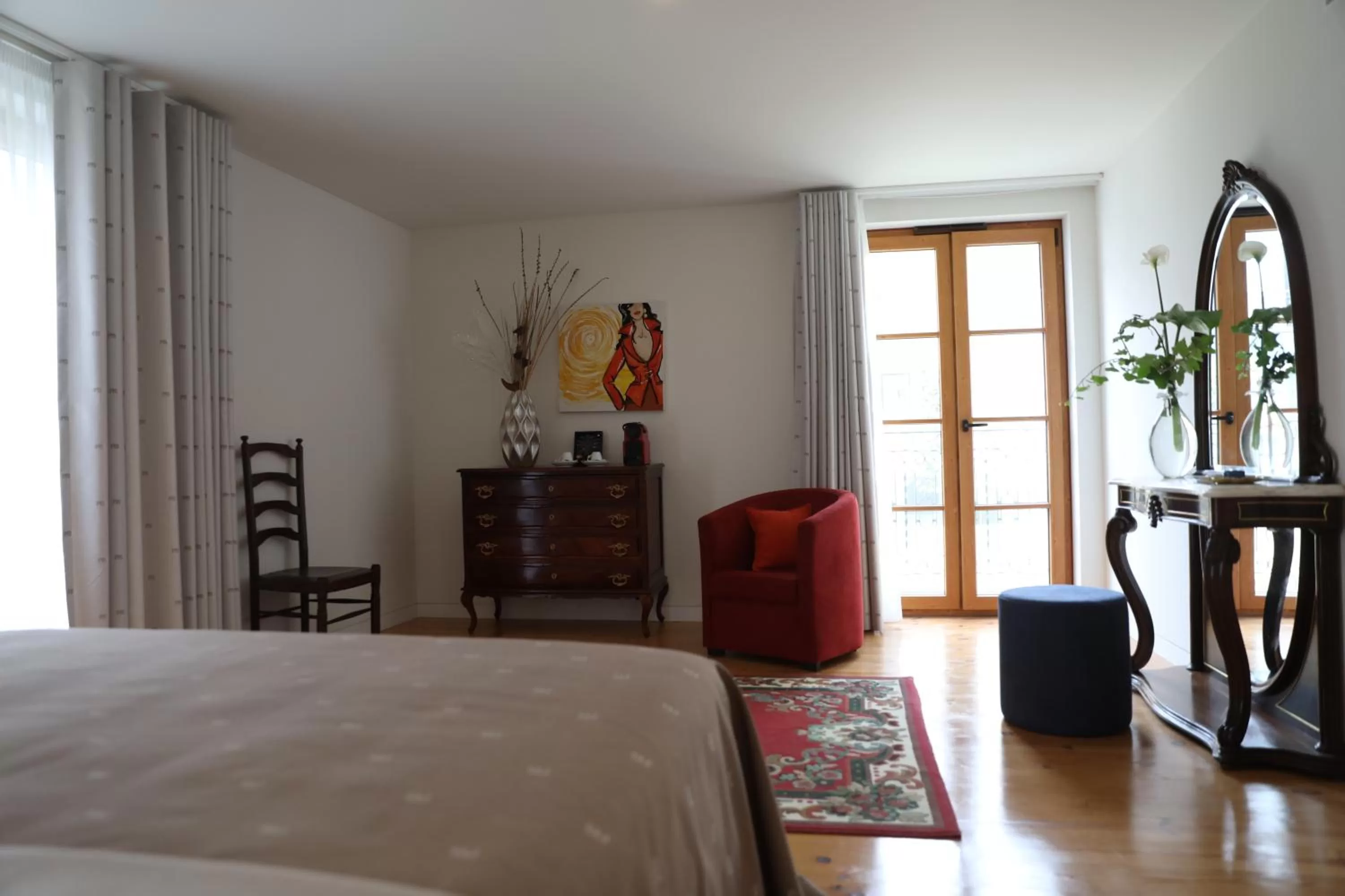 Bed, Seating Area in TM Luxury Apartments Lisbon