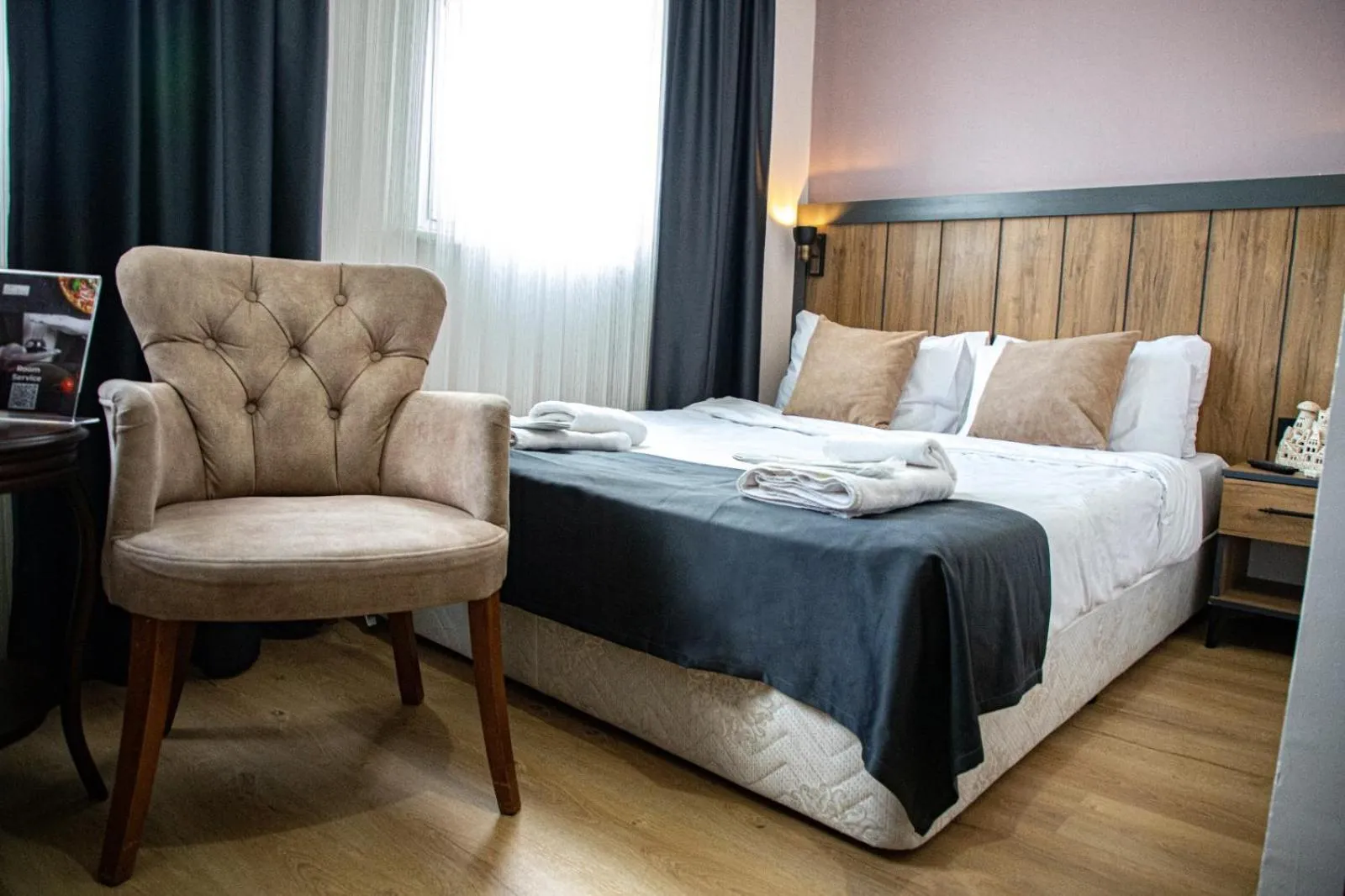 Bed in Comfort Hotel Taksim