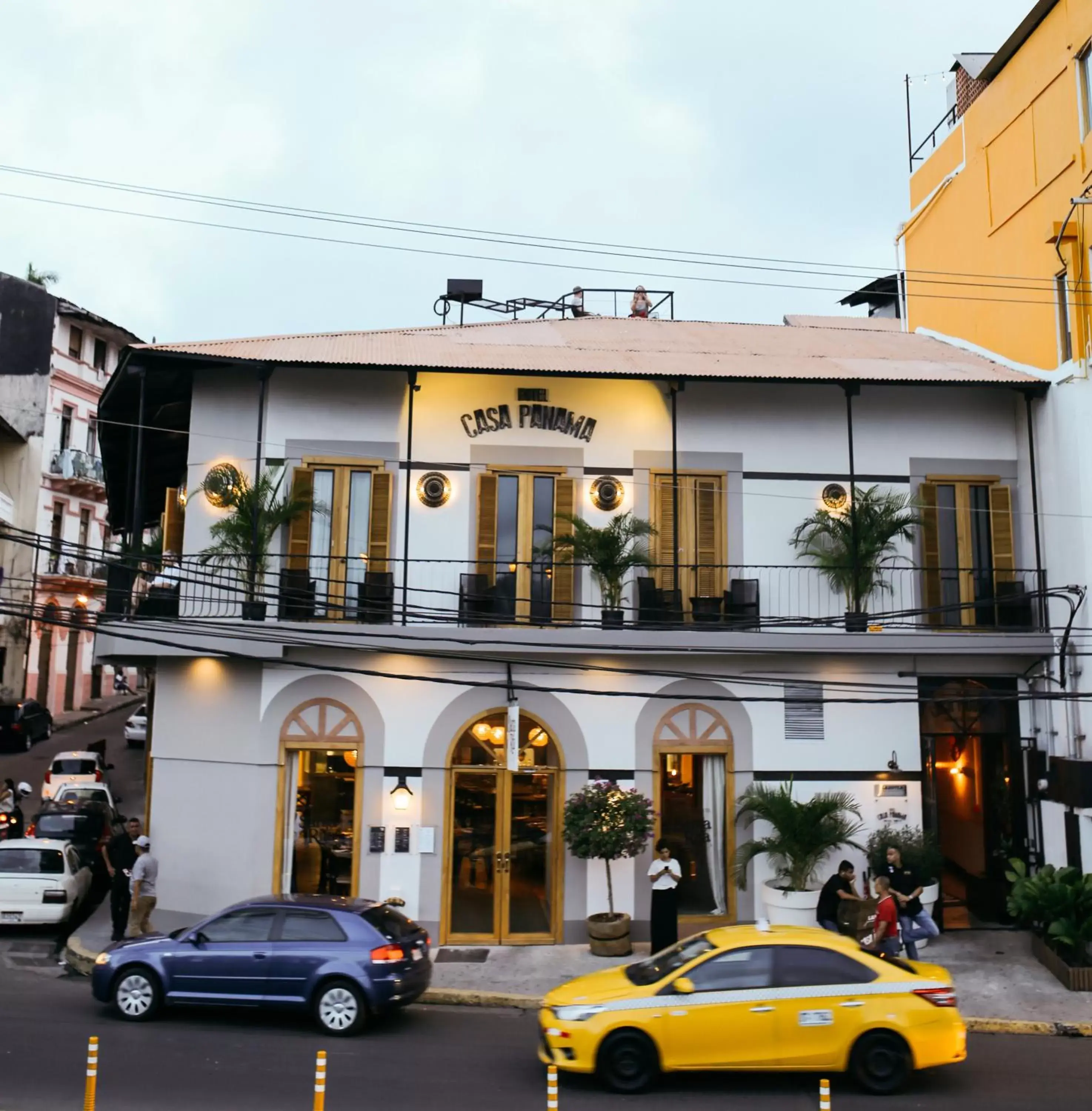 Property Building in Hotel Casa Panama