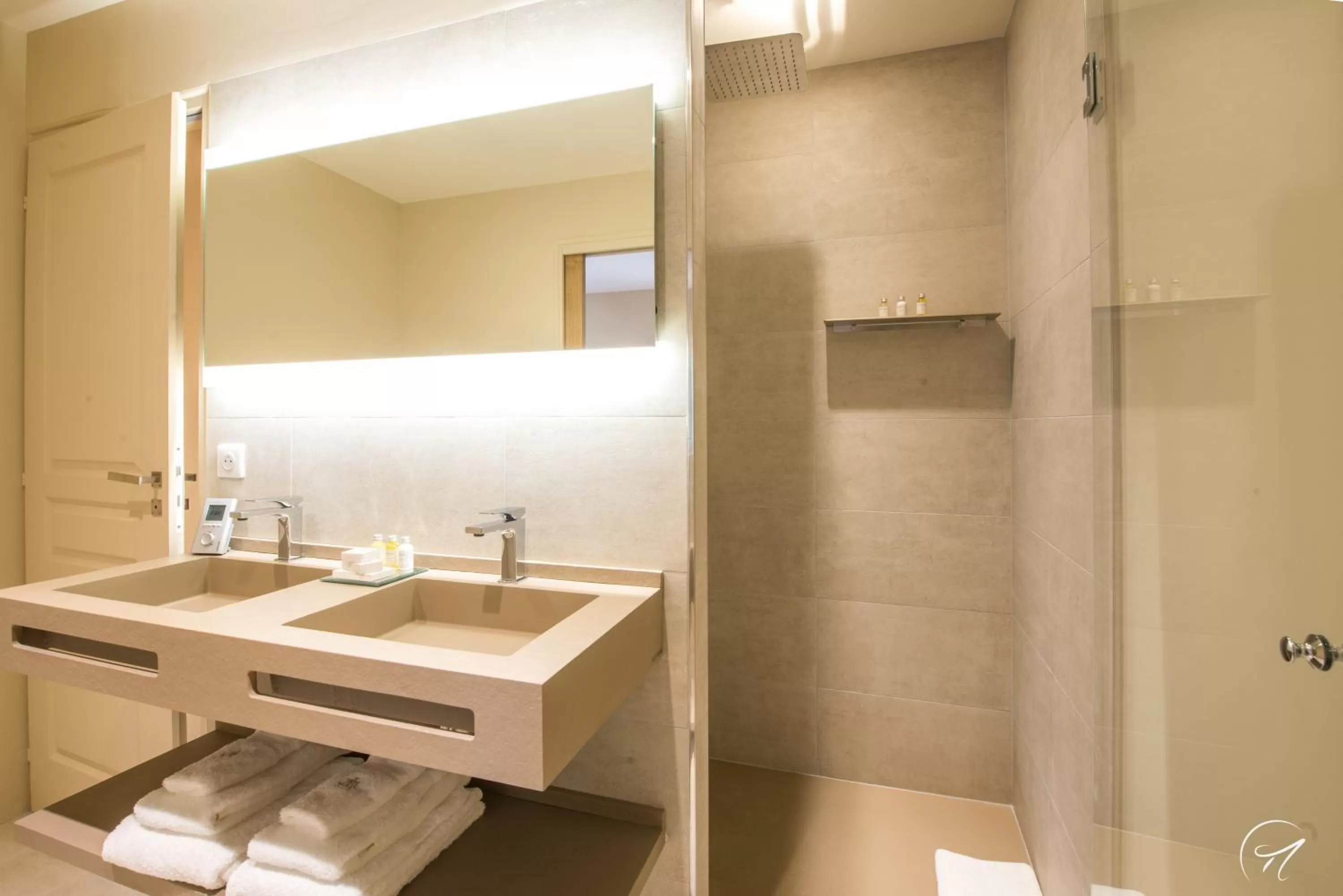 Bathroom in Les Suites du Champagne de Venoge