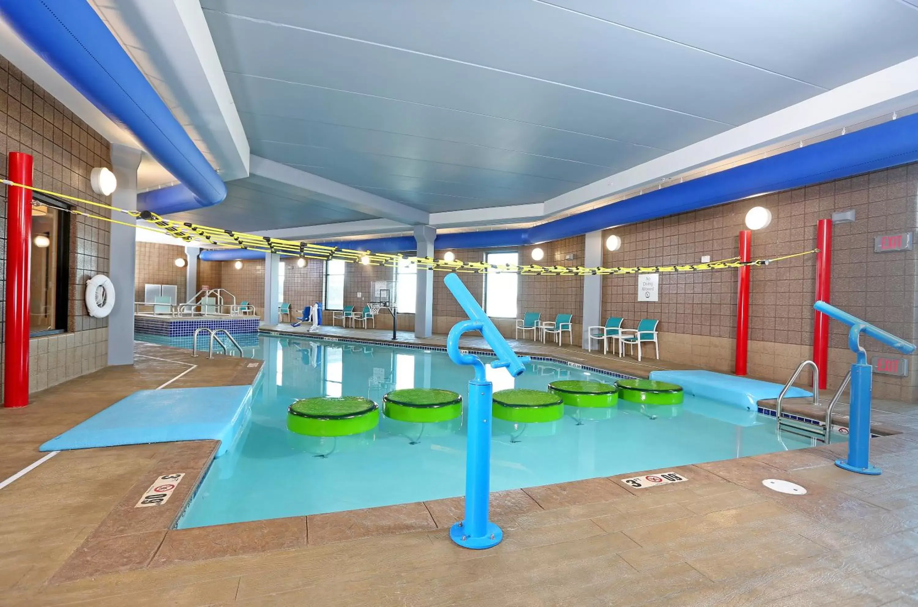 Swimming pool in Holiday Inn Hotel & Suites Sioux Falls - Airport, an IHG Hotel