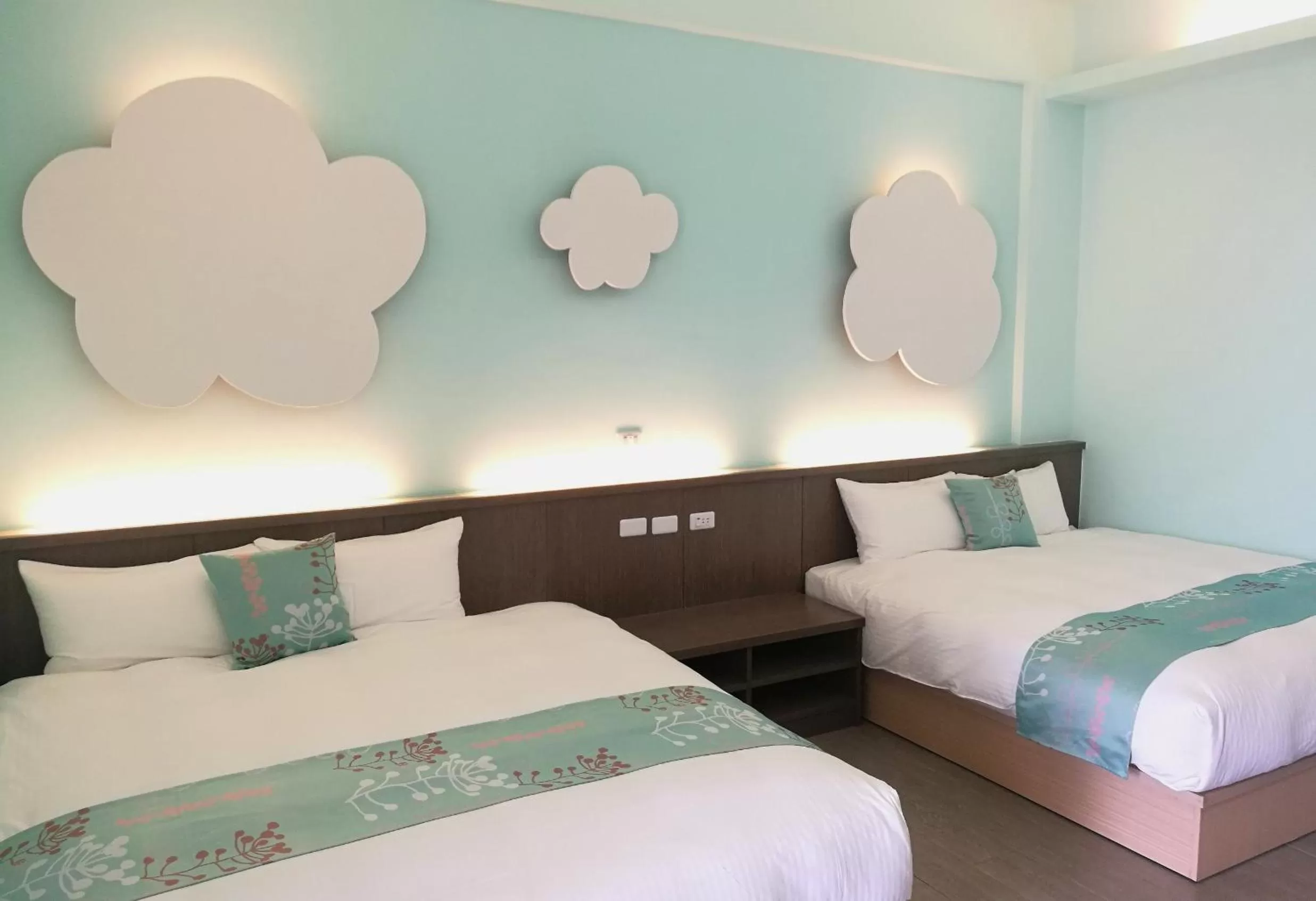 Bed in Love Ocean & Happy Bay HomeStay