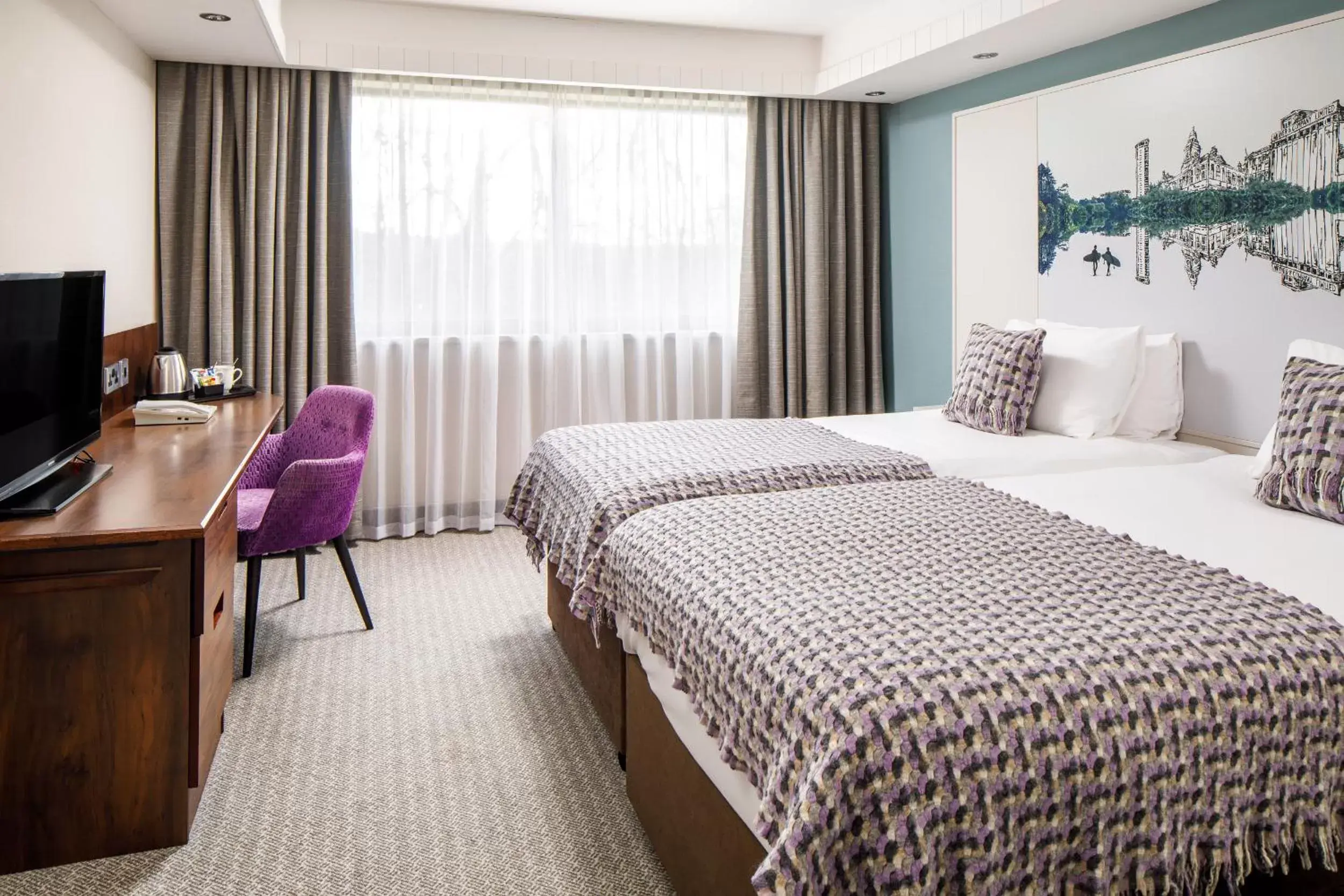 Classic Twin Room in Mercure Swansea Hotel Classic Twin Room in Mercure Swansea Hotel