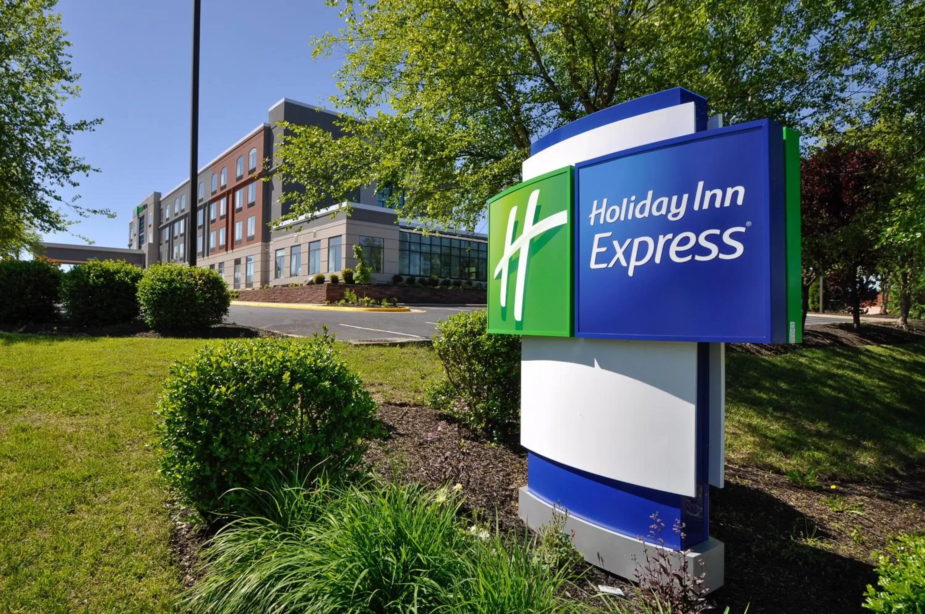 Property Building in Holiday Inn Express Quantico - Stafford, an IHG Hotel