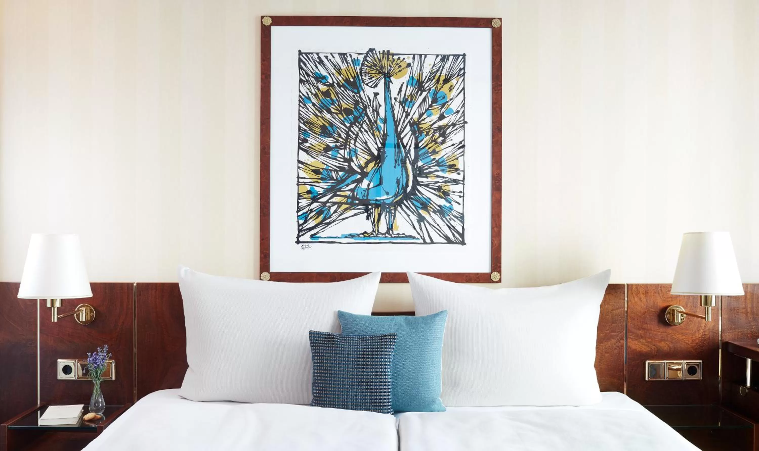 Photo of the whole room, Bed in Living Hotel Berlin Mitte